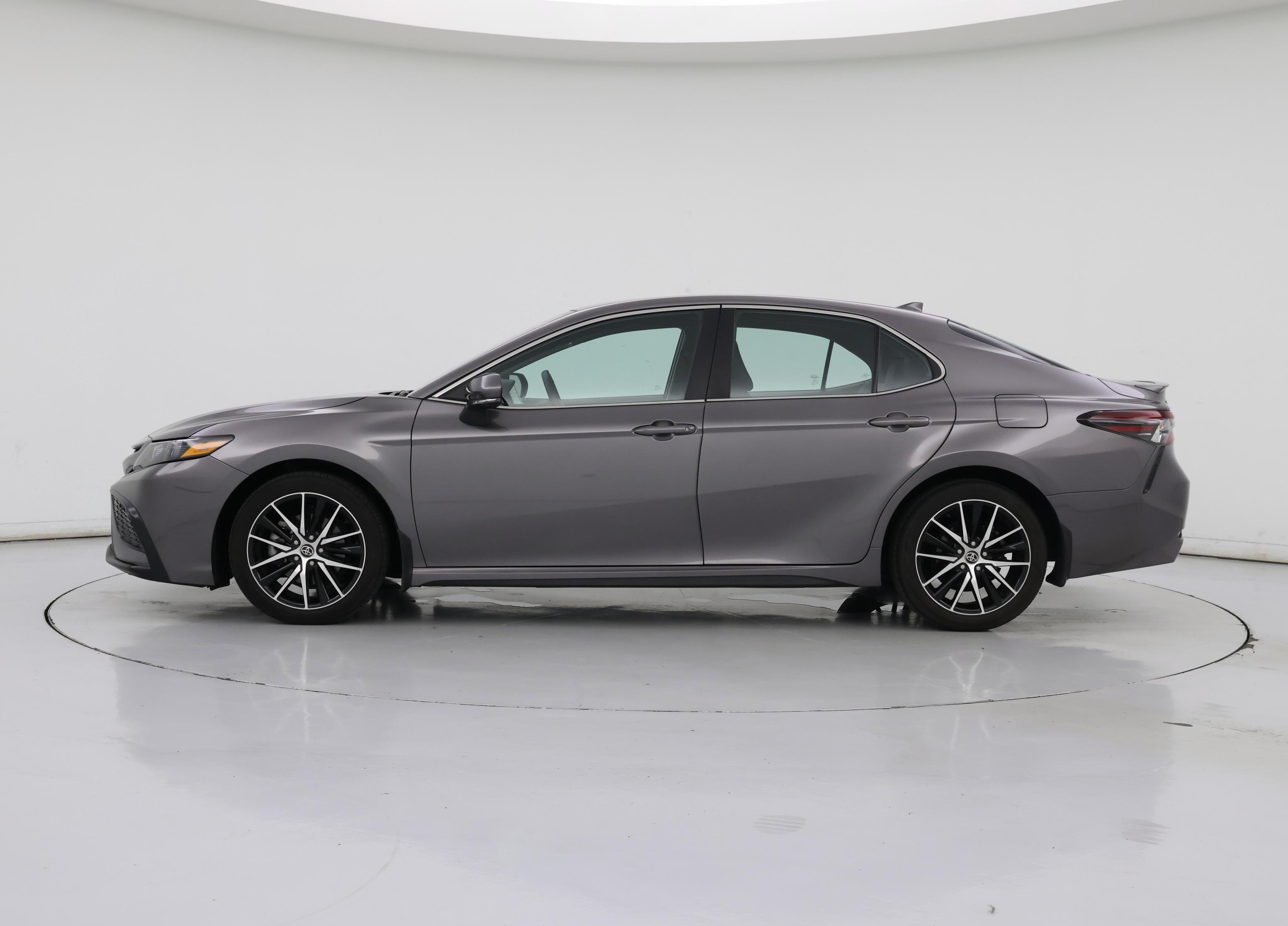 Thumbnail: 2023 Toyota Camry - 3