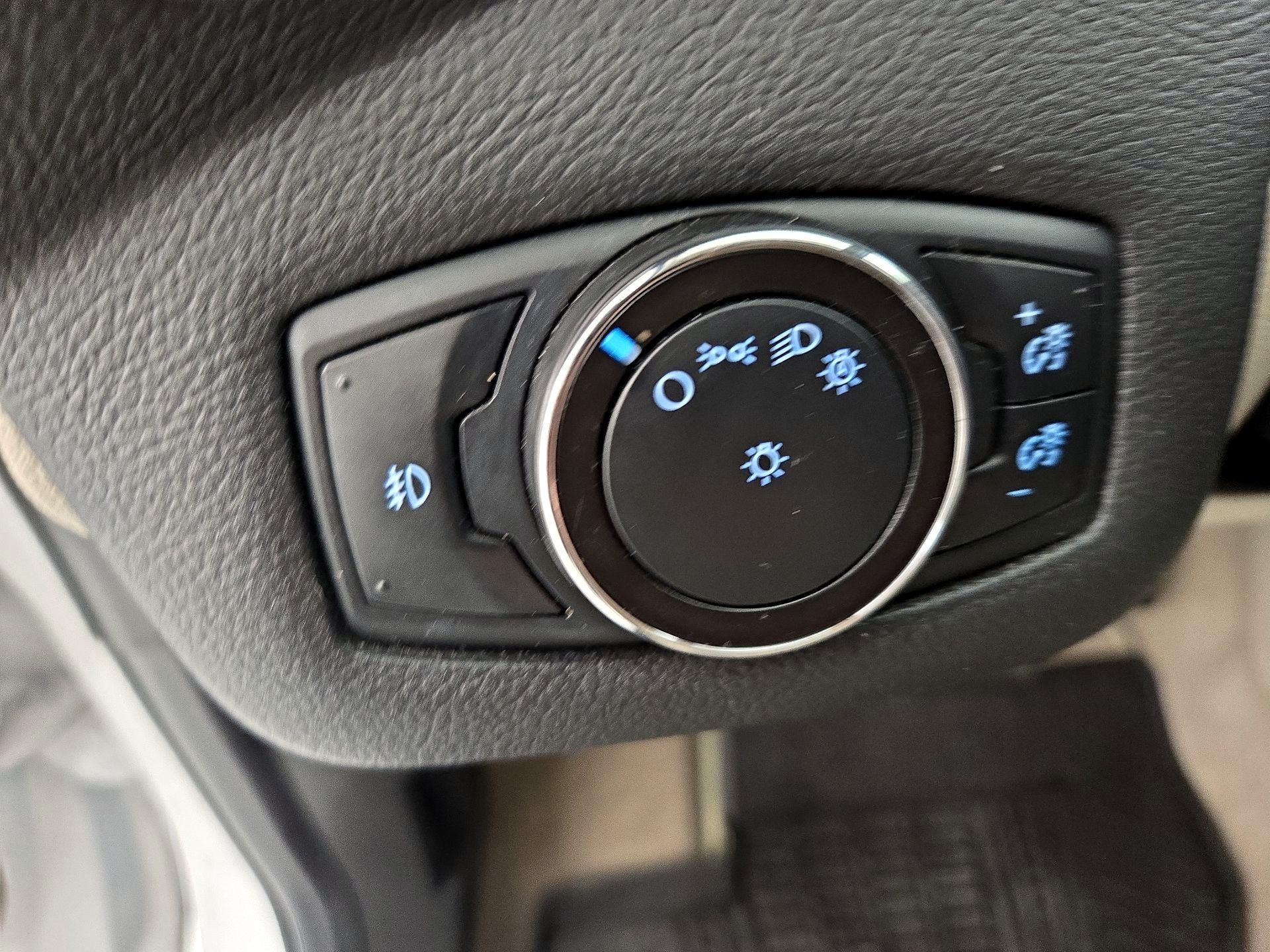 Thumbnail: 2014 Ford Escape - 13
