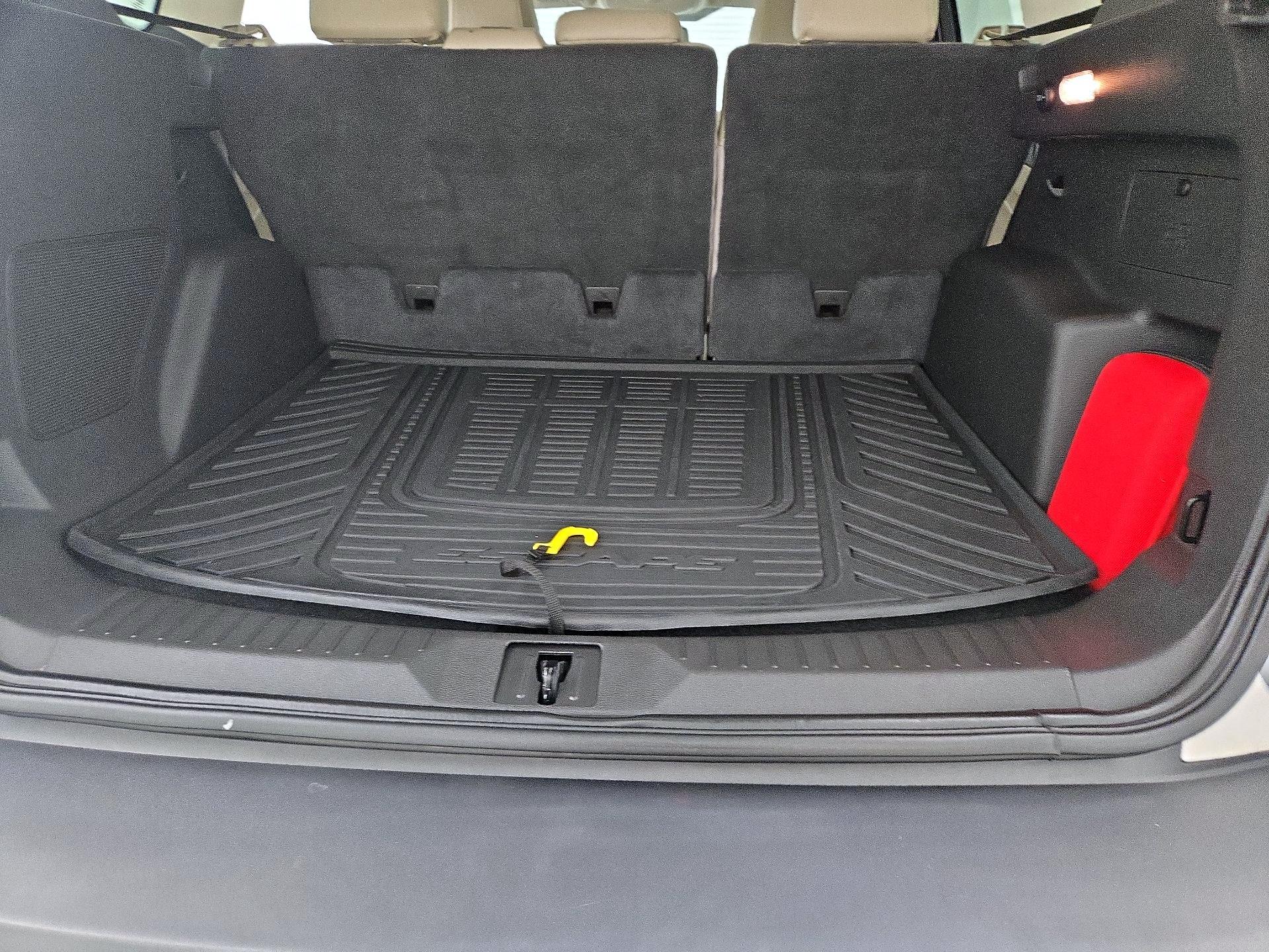 Thumbnail: 2014 Ford Escape - 20
