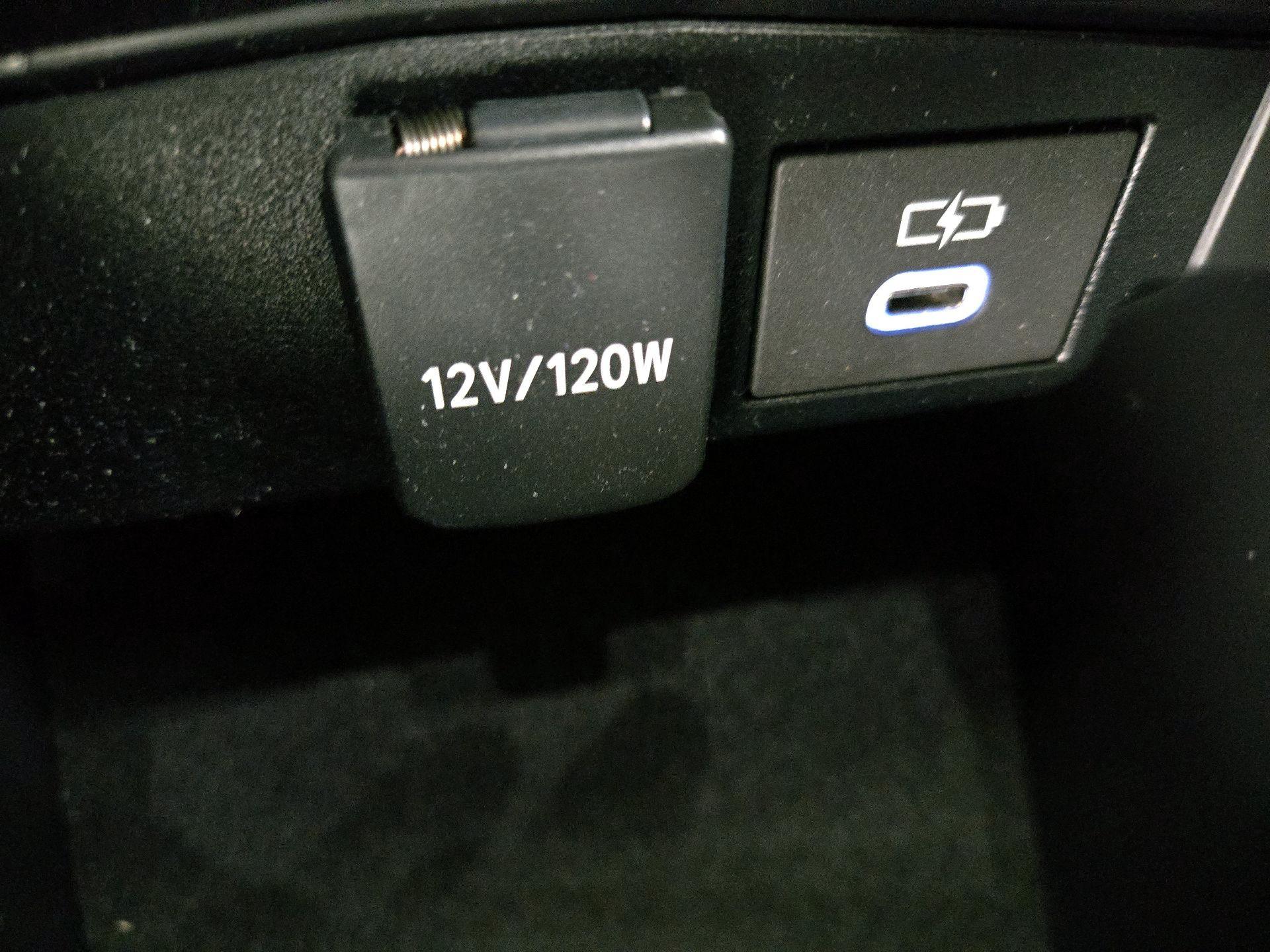 Thumbnail: 2024 Toyota Corolla - 18