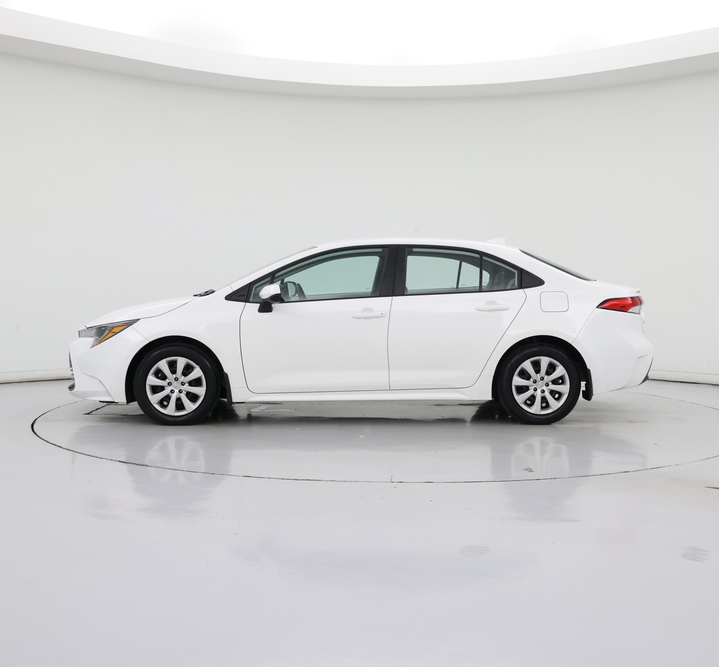 Thumbnail: 2024 Toyota Corolla - 3