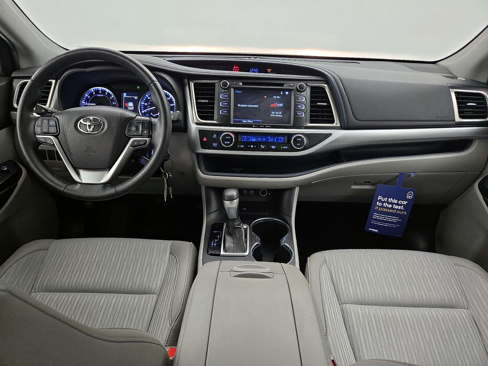 Thumbnail: 2019 Toyota Highlander - 9