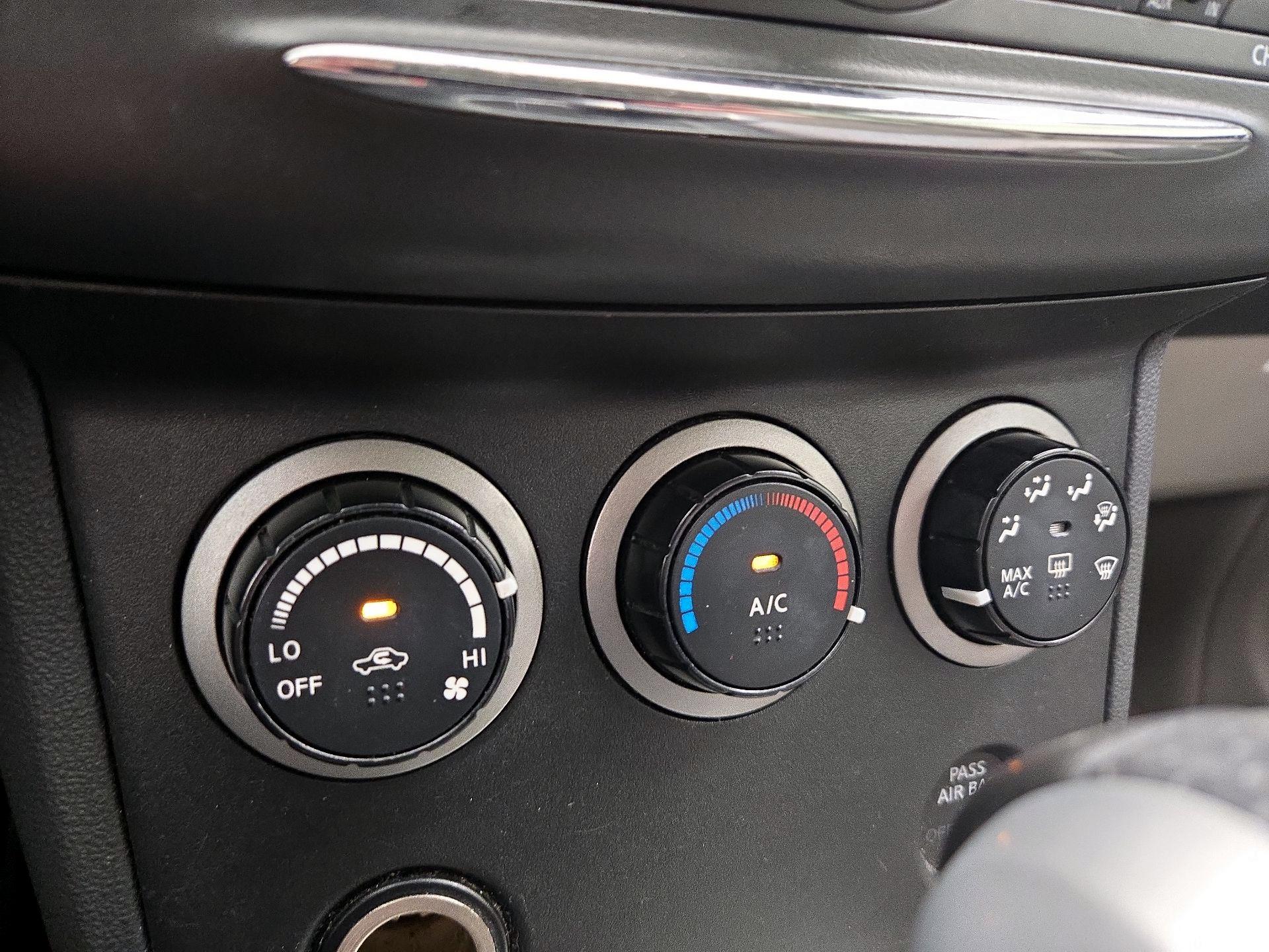Thumbnail: 2013 Nissan Rogue - 15