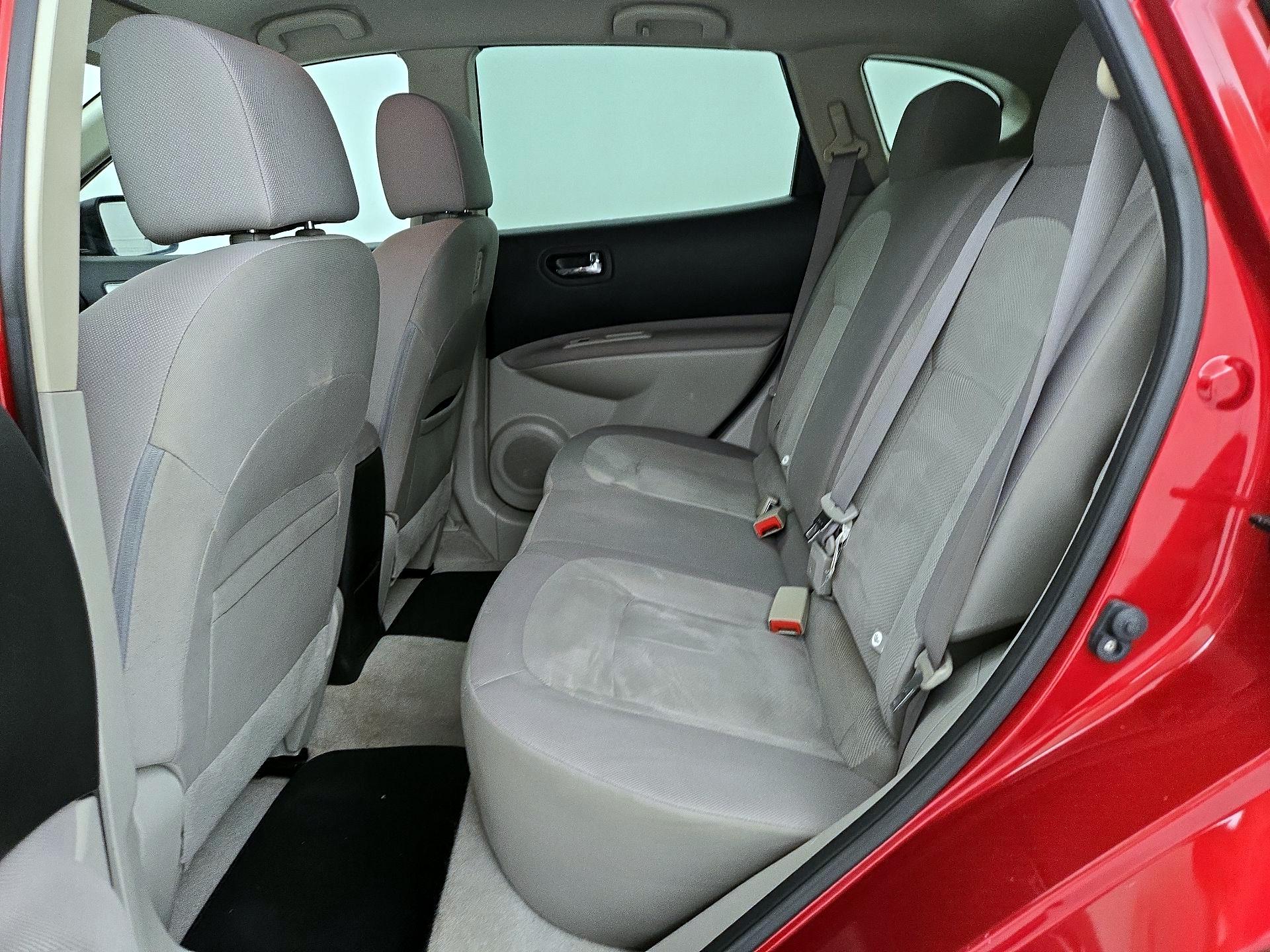 Thumbnail: 2013 Nissan Rogue - 18