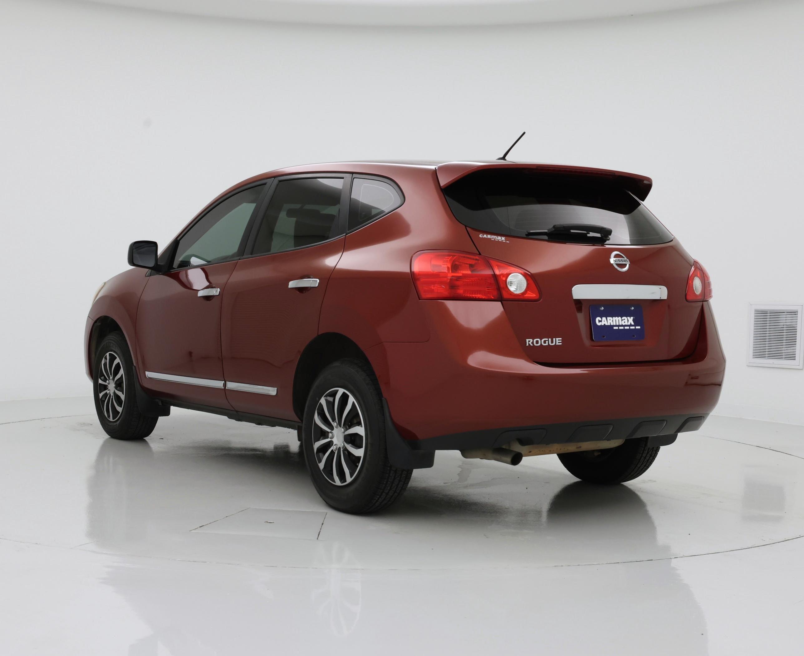 Thumbnail: 2013 Nissan Rogue - 2