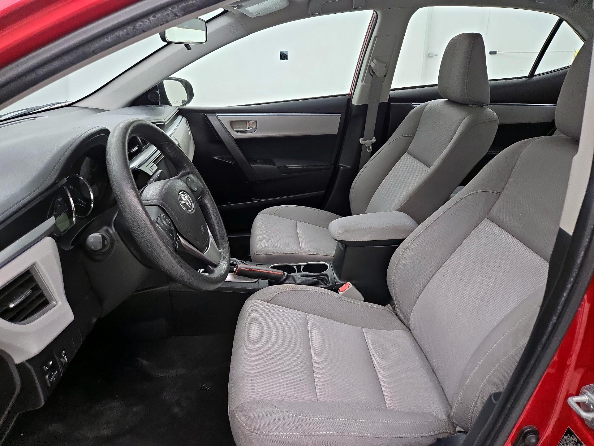 Thumbnail: 2015 Toyota Corolla - 11