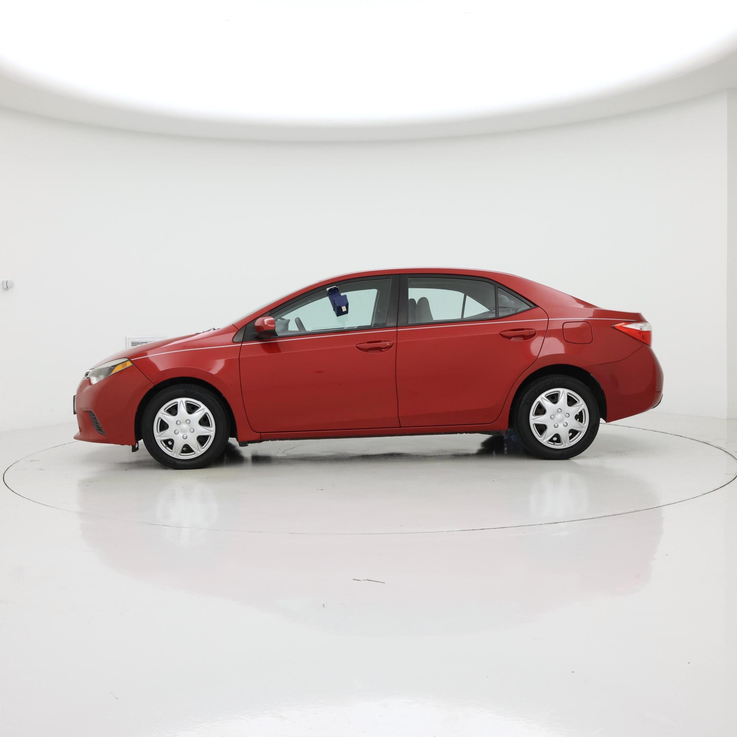 Thumbnail: 2015 Toyota Corolla - 3