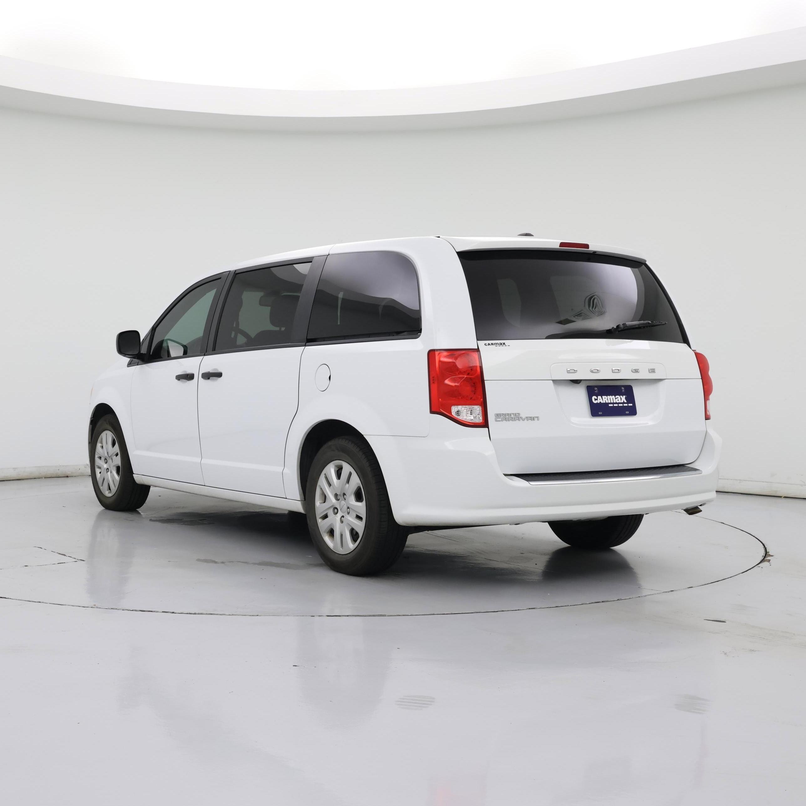 Thumbnail: 2019 Dodge Grand Caravan - 2