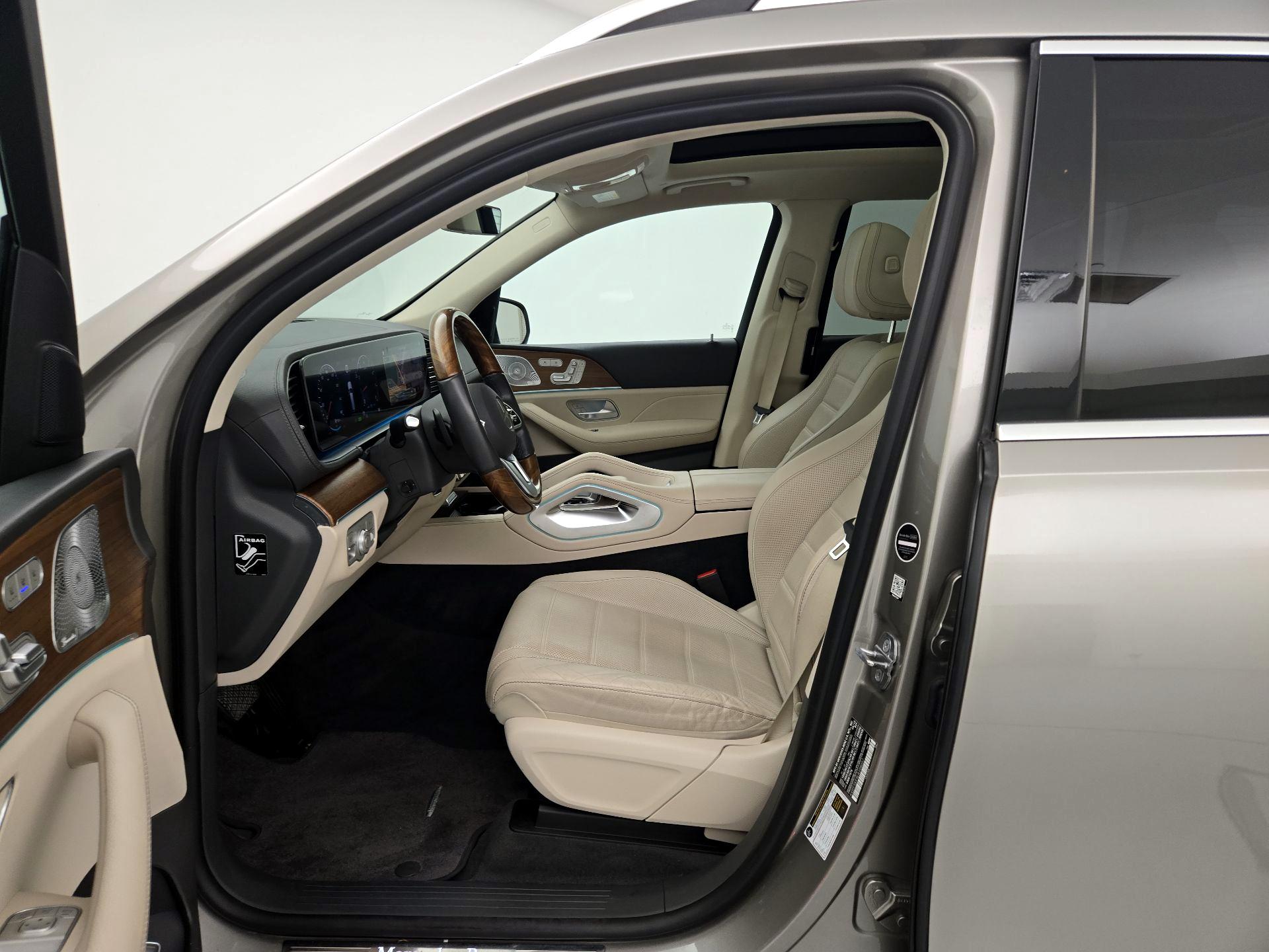 Thumbnail: 2020 Mercedes-Benz GLS - 11