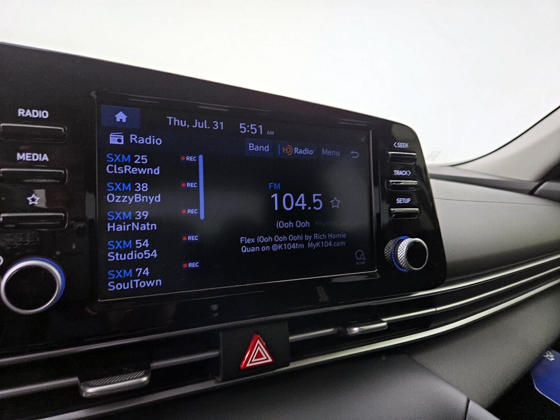 Thumbnail: 2022 Hyundai Elantra - 15