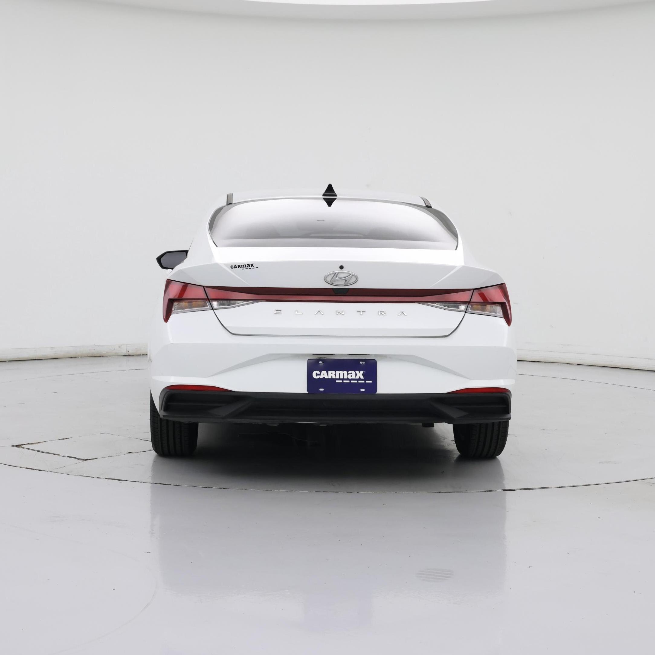 Thumbnail: 2022 Hyundai Elantra - 6