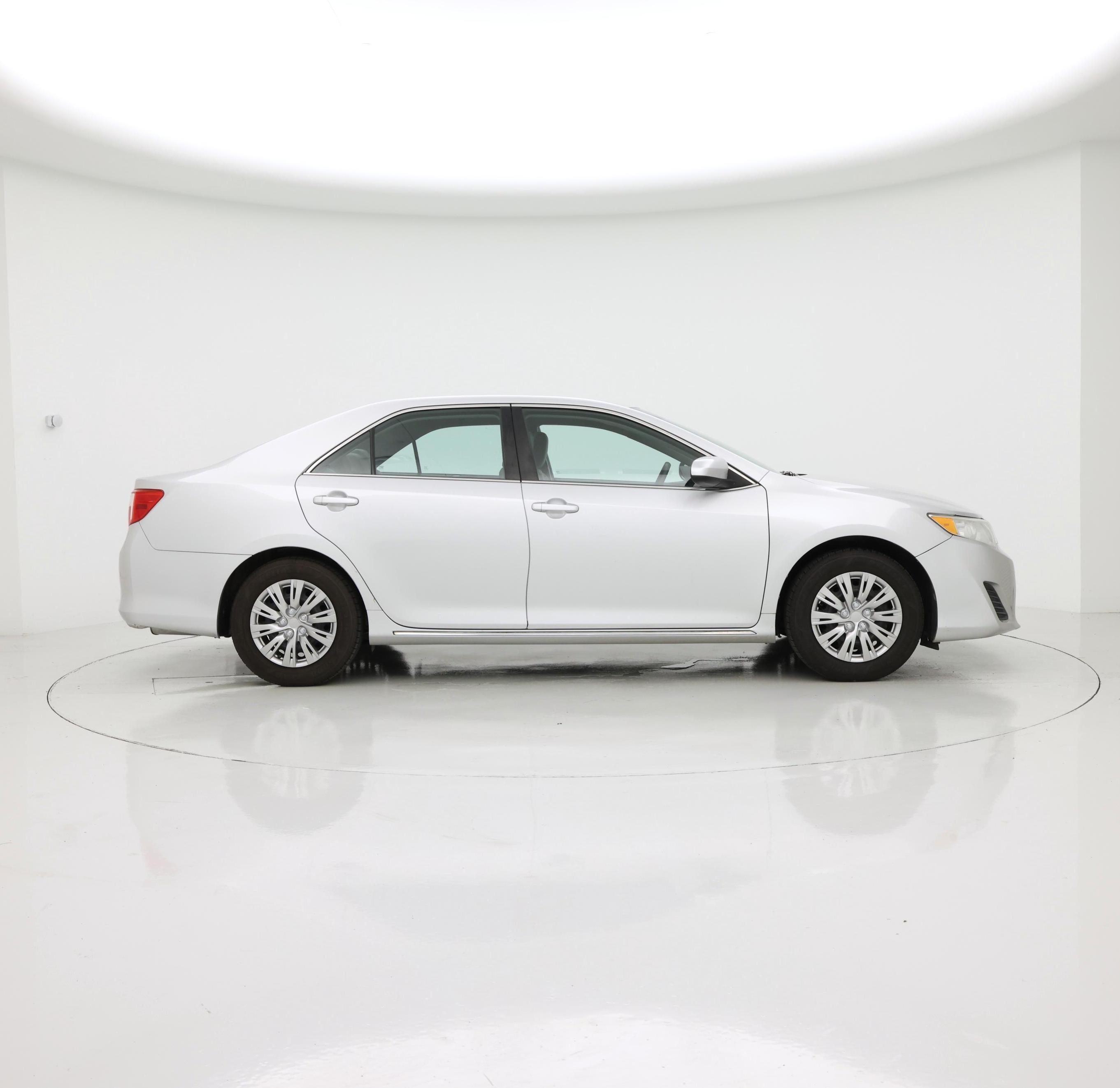 Thumbnail: 2014 Toyota Camry - 7