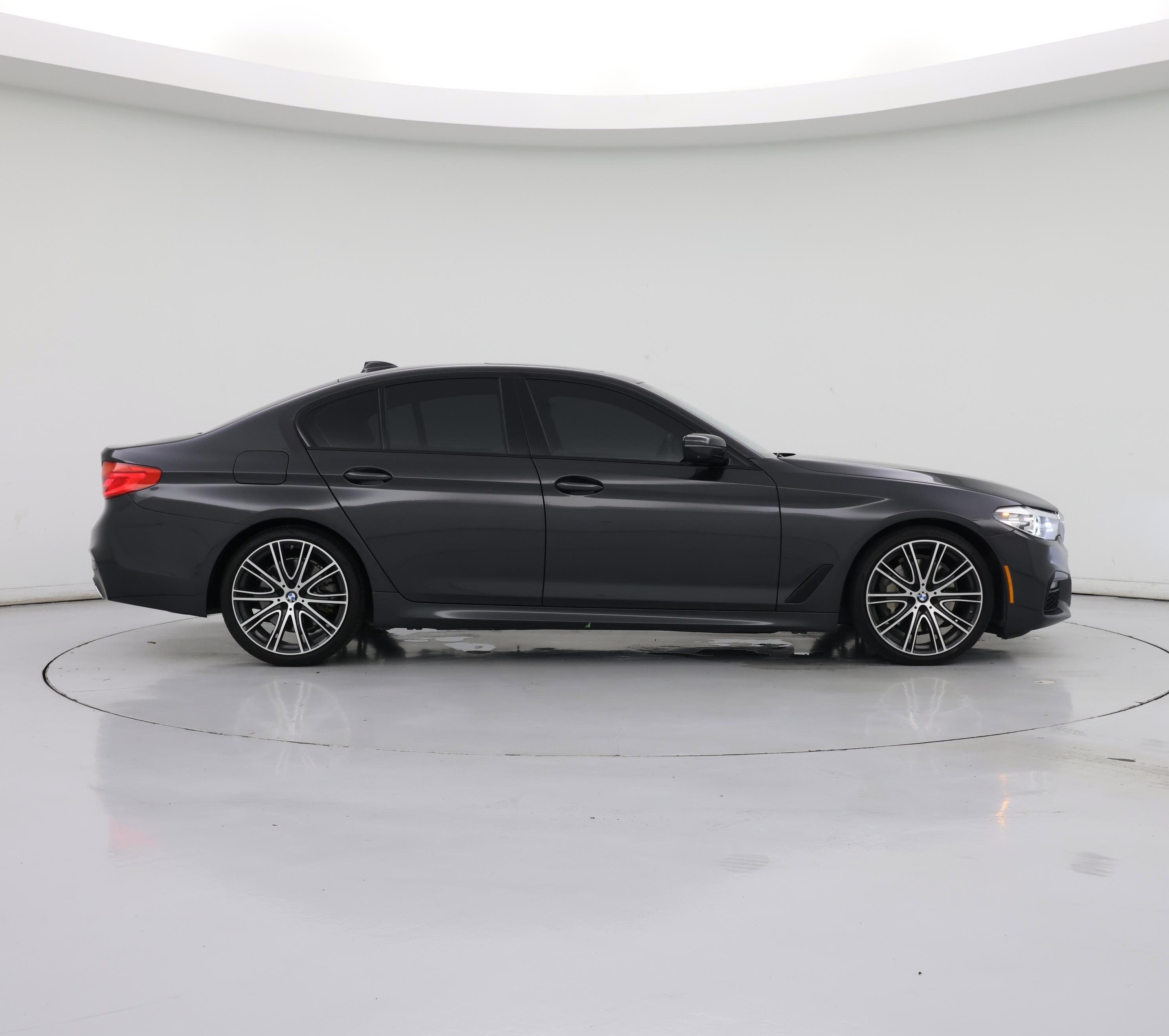 Thumbnail: 2019 BMW 5 Series - 7