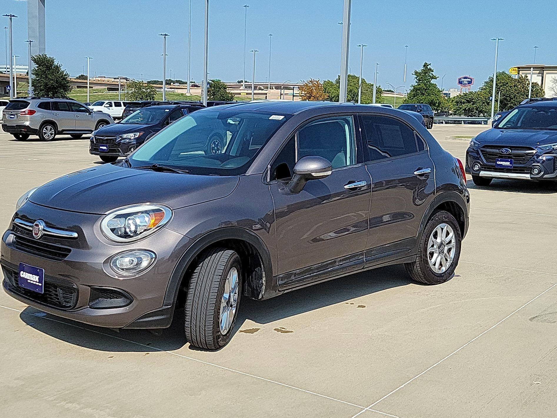 Thumbnail: 2017 Fiat 500X - 3