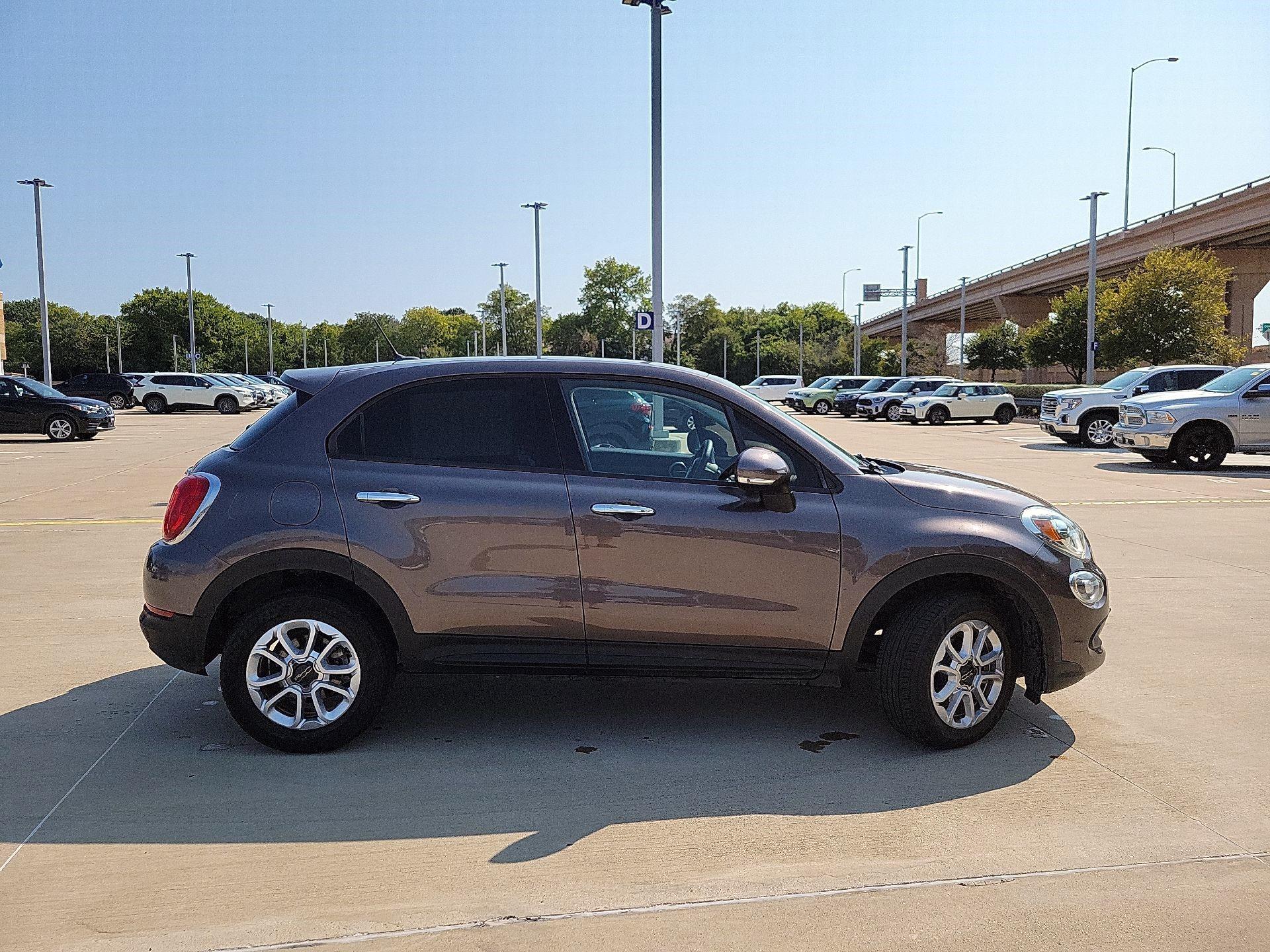Thumbnail: 2017 Fiat 500X - 4