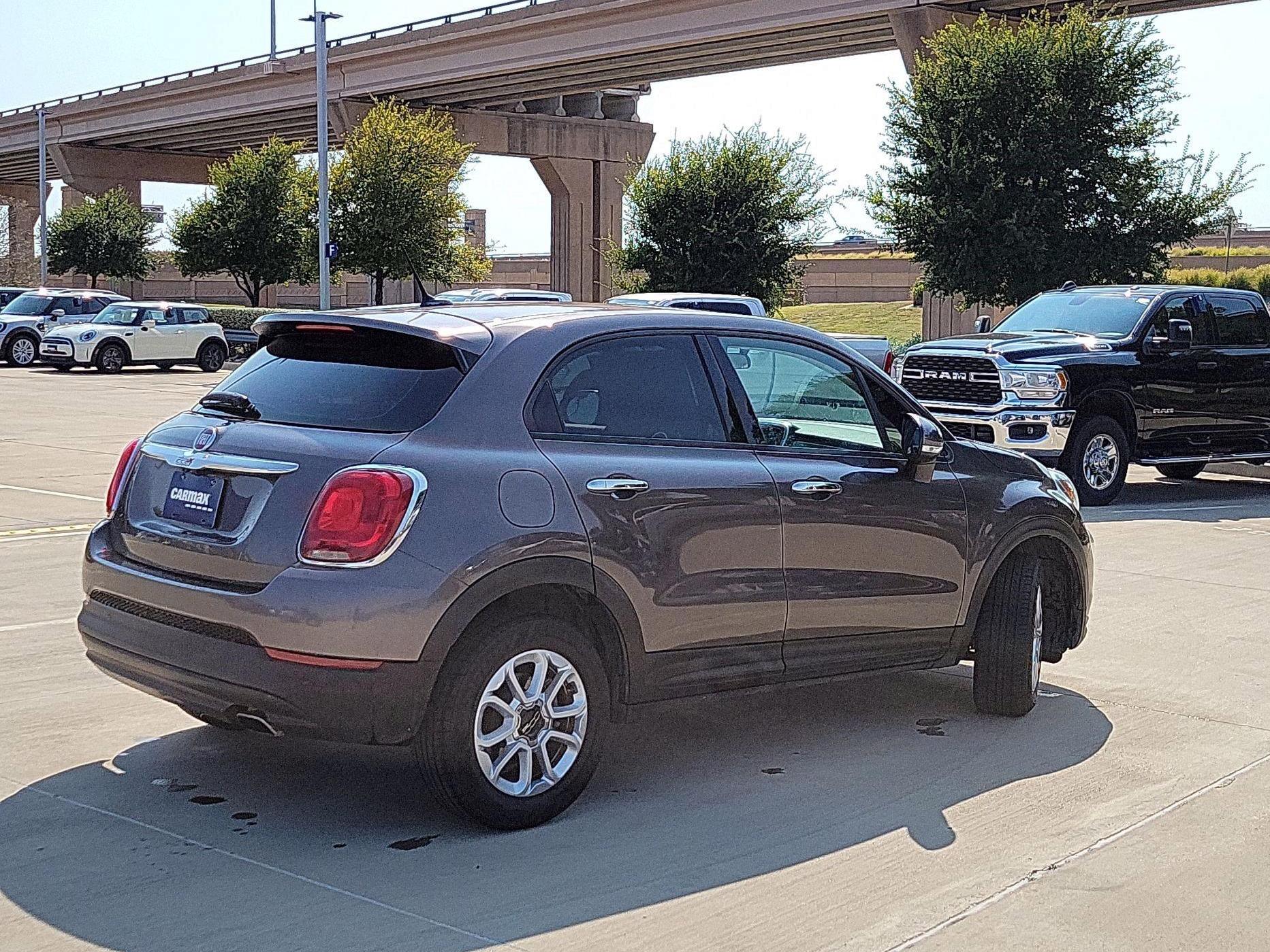 Thumbnail: 2017 Fiat 500X - 5
