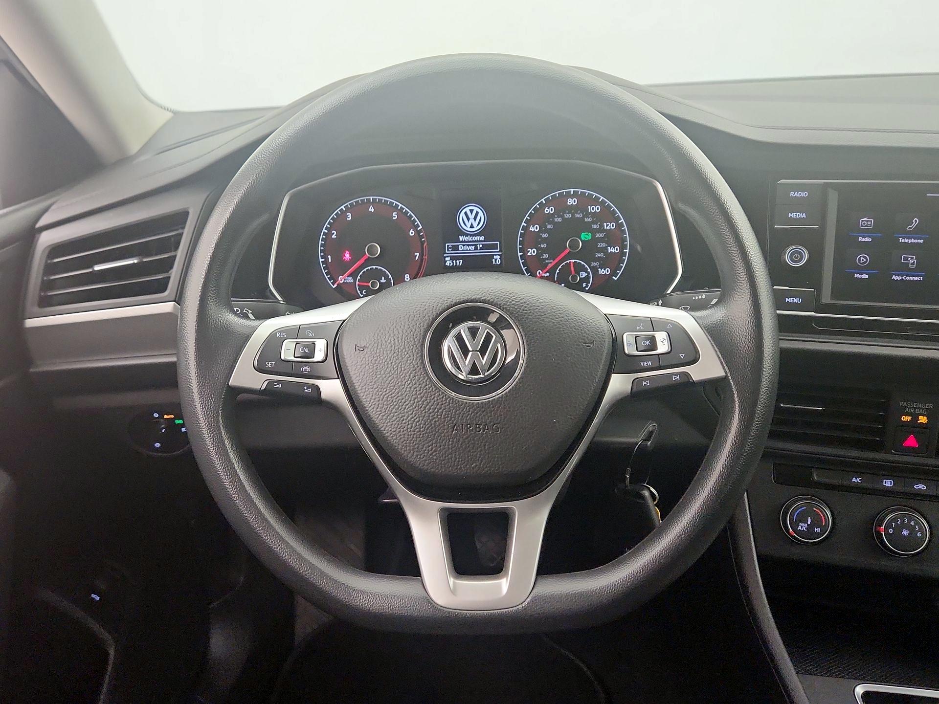 Thumbnail: 2020 Volkswagen Jetta - 10