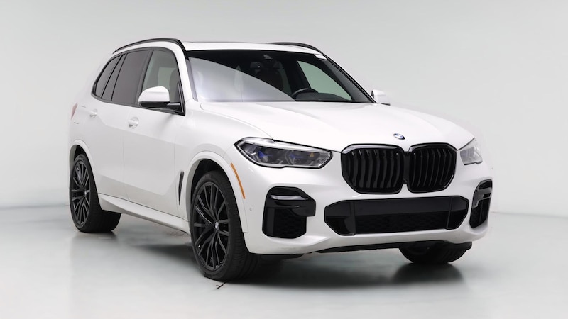 2022 BMW X5 sDrive40i Hero Image