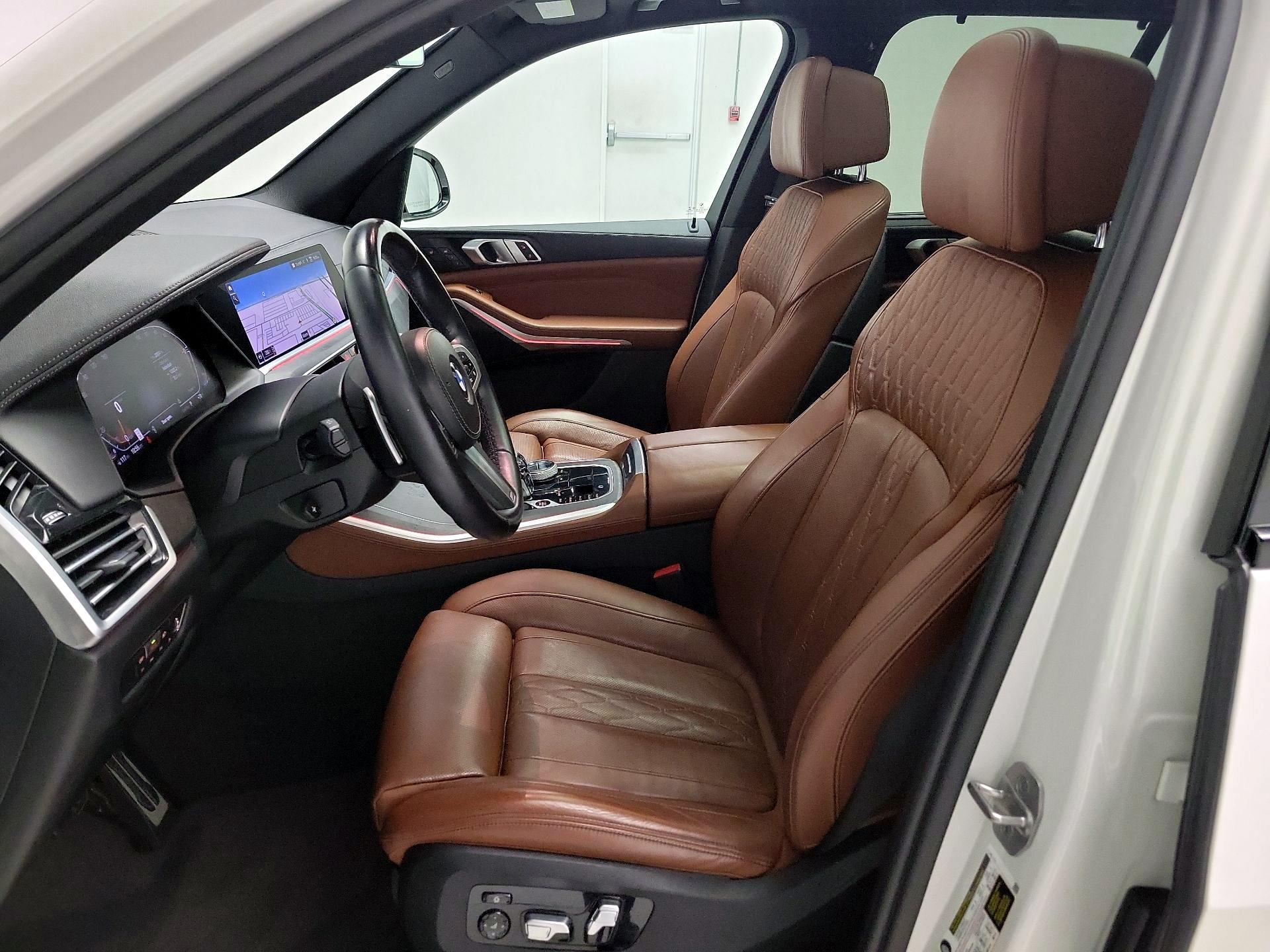 Thumbnail: 2022 BMW X5 - 11