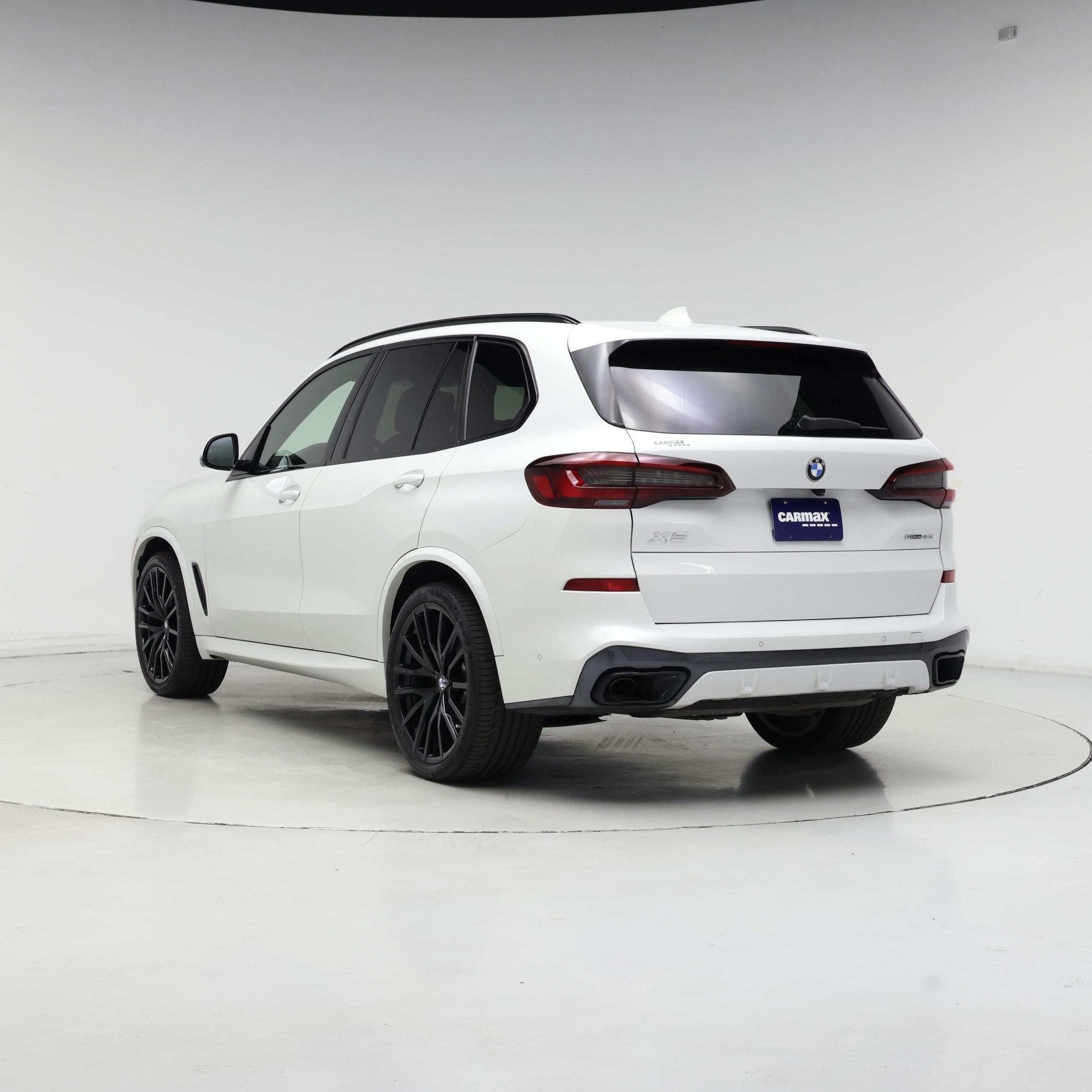 Thumbnail: 2022 BMW X5 - 2