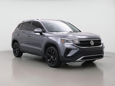 Gray 2022 Volkswagen Taos SE