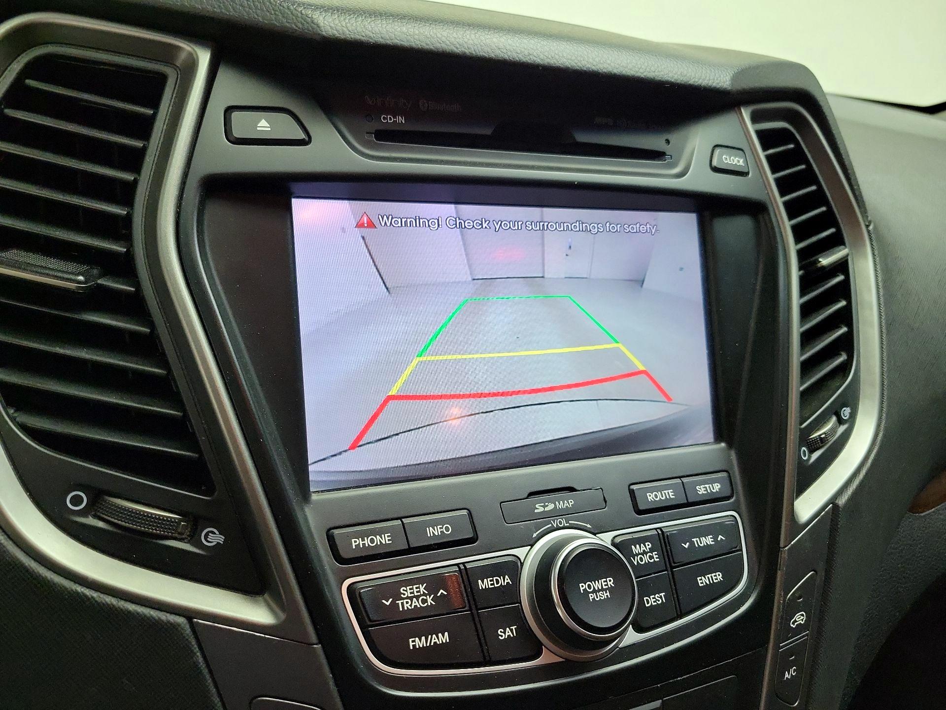 Thumbnail: 2015 Hyundai Santa Fe - 15