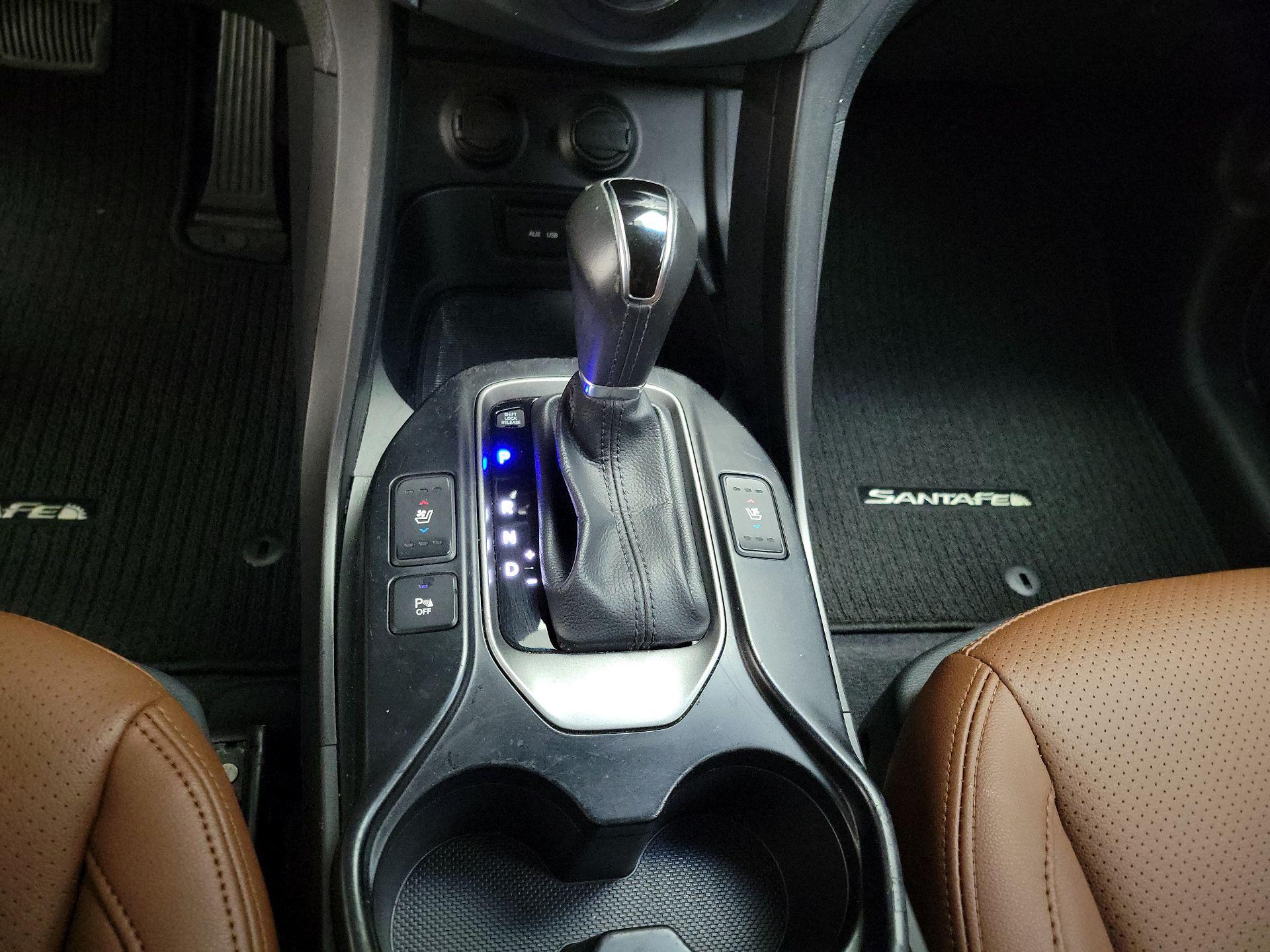 Thumbnail: 2015 Hyundai Santa Fe - 18