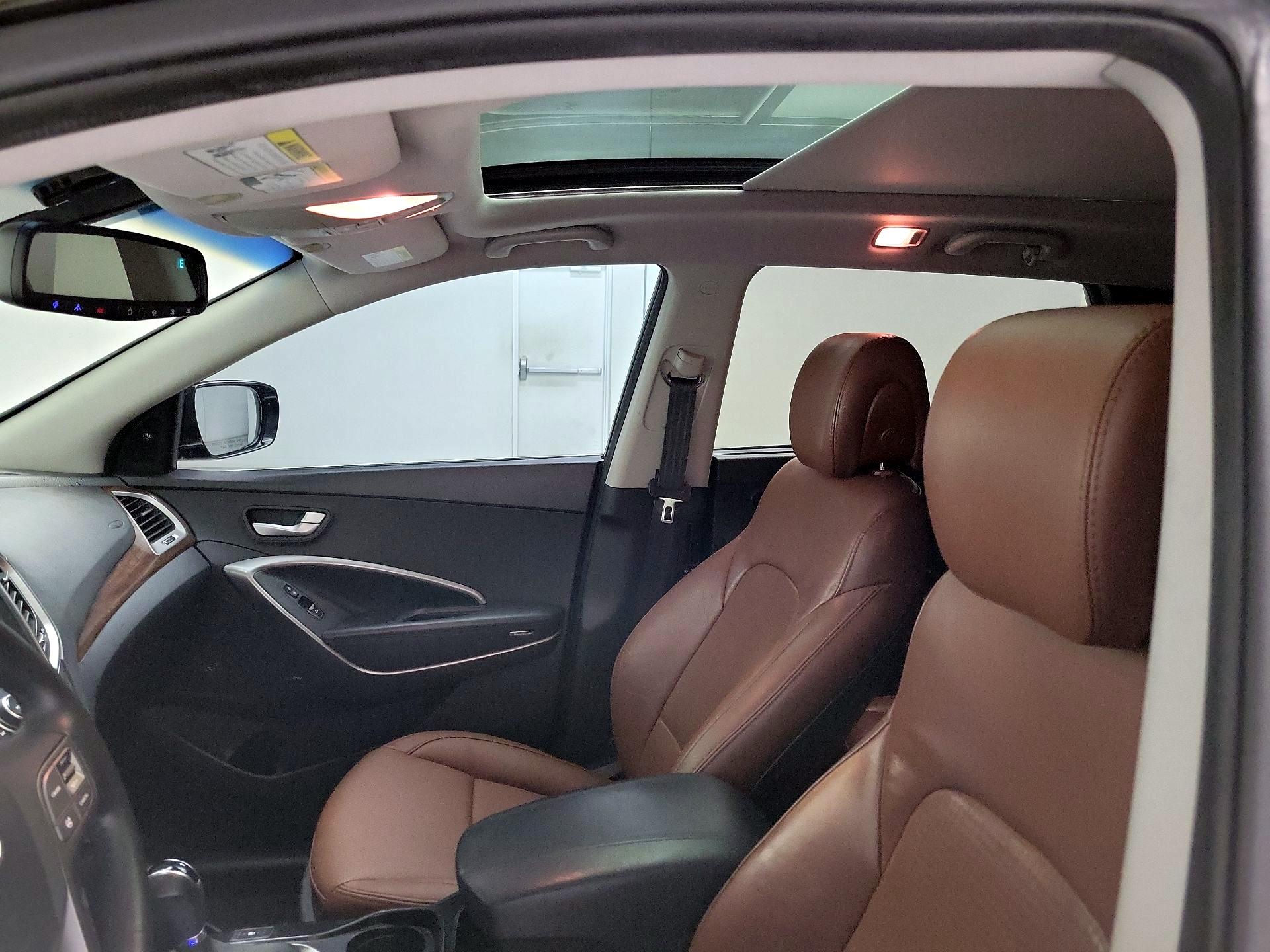 Thumbnail: 2015 Hyundai Santa Fe - 20