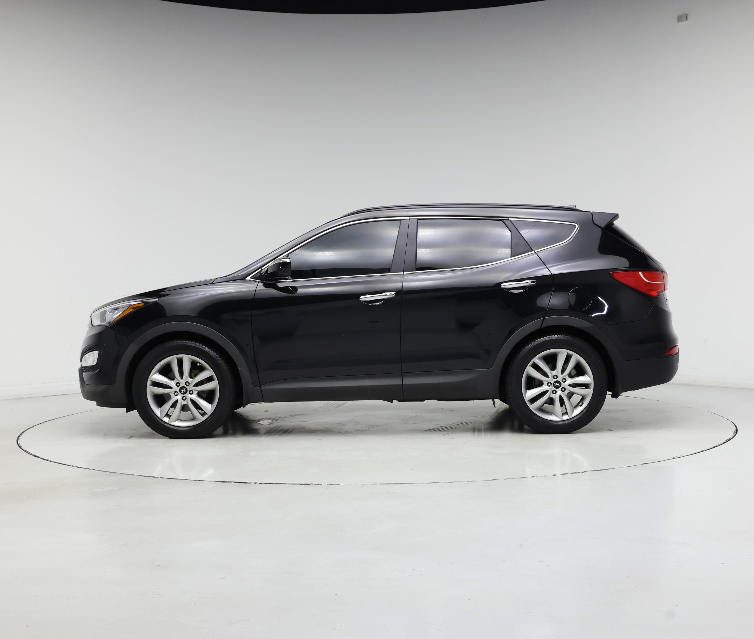 Thumbnail: 2015 Hyundai Santa Fe - 3