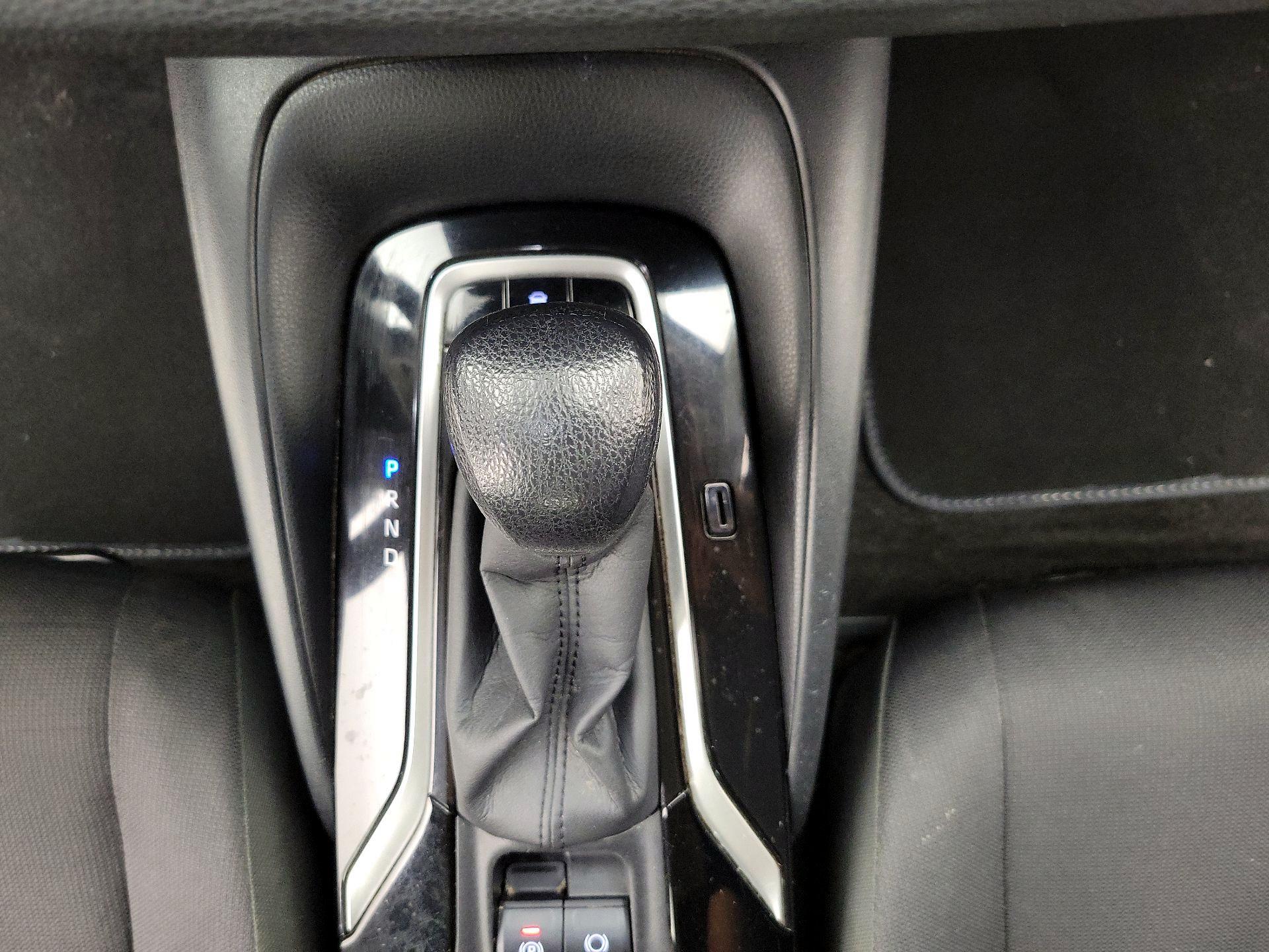 Thumbnail: 2021 Toyota Corolla - 17