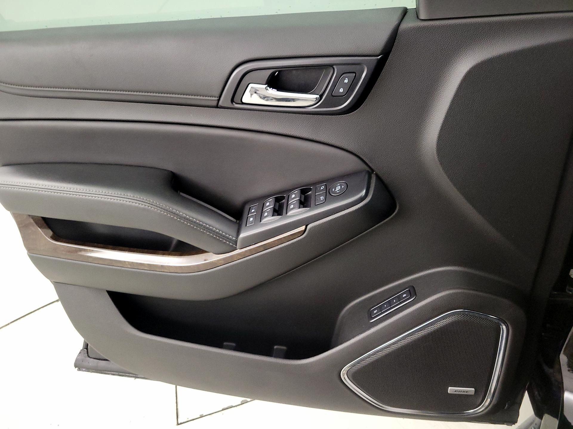 Thumbnail: 2019 Chevrolet Tahoe - 10