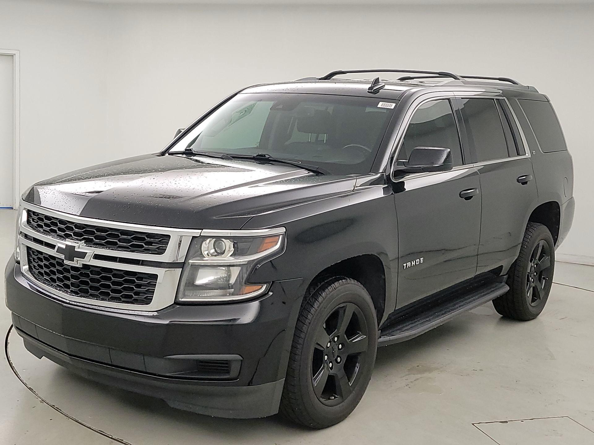 Thumbnail: 2019 Chevrolet Tahoe - 3