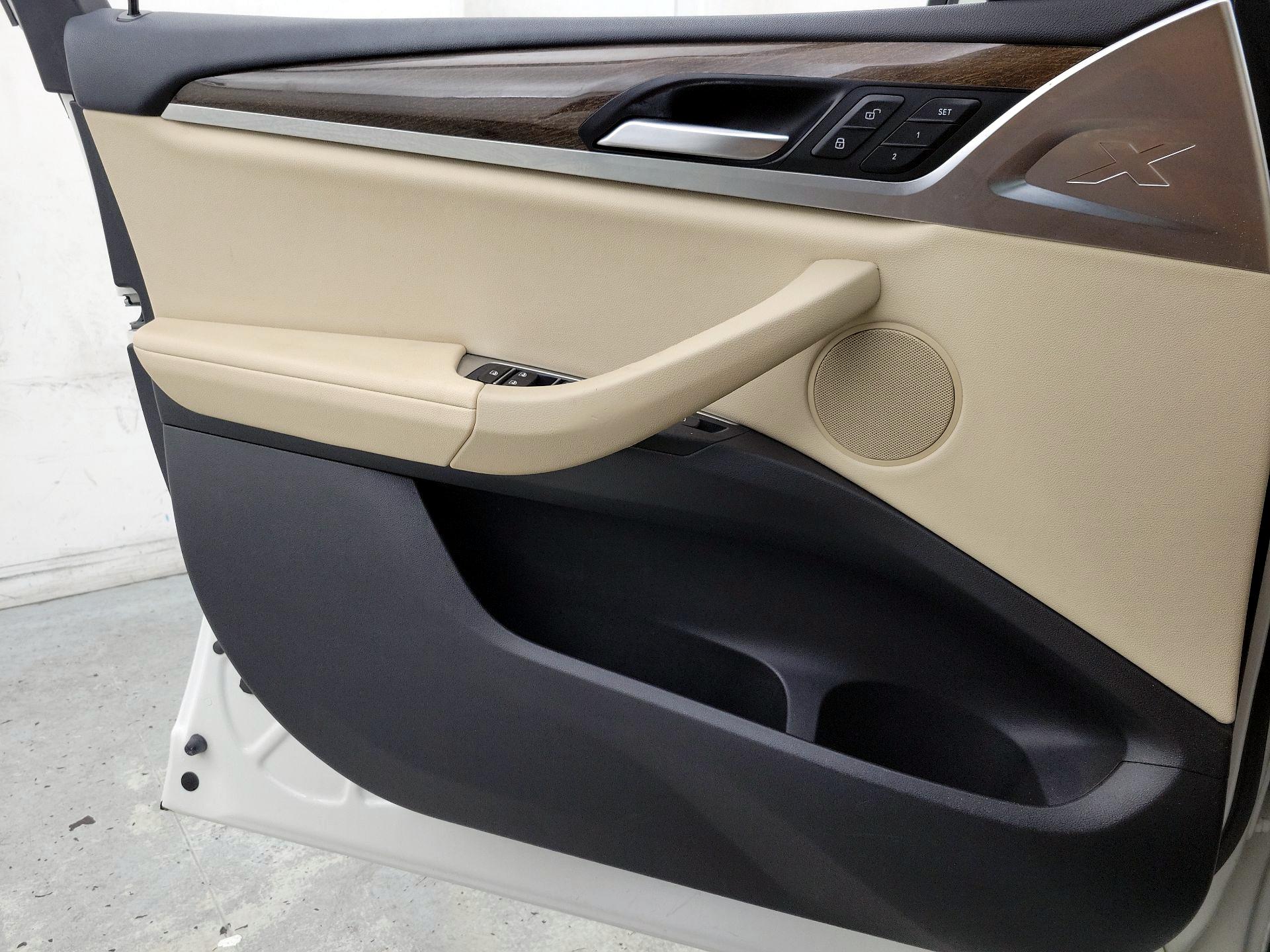 Thumbnail: 2019 BMW X3 - 12