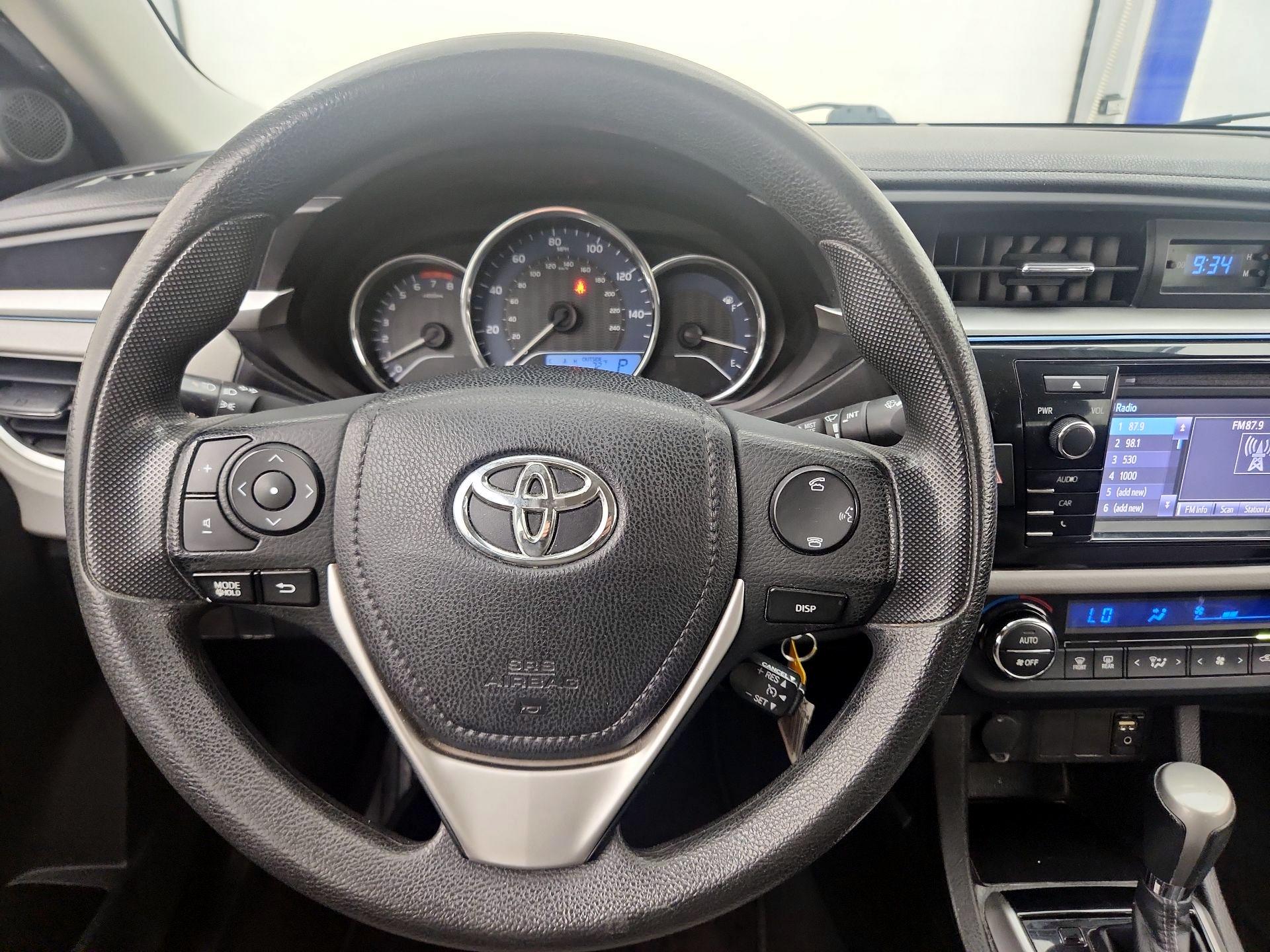 Thumbnail: 2016 Toyota Corolla - 10