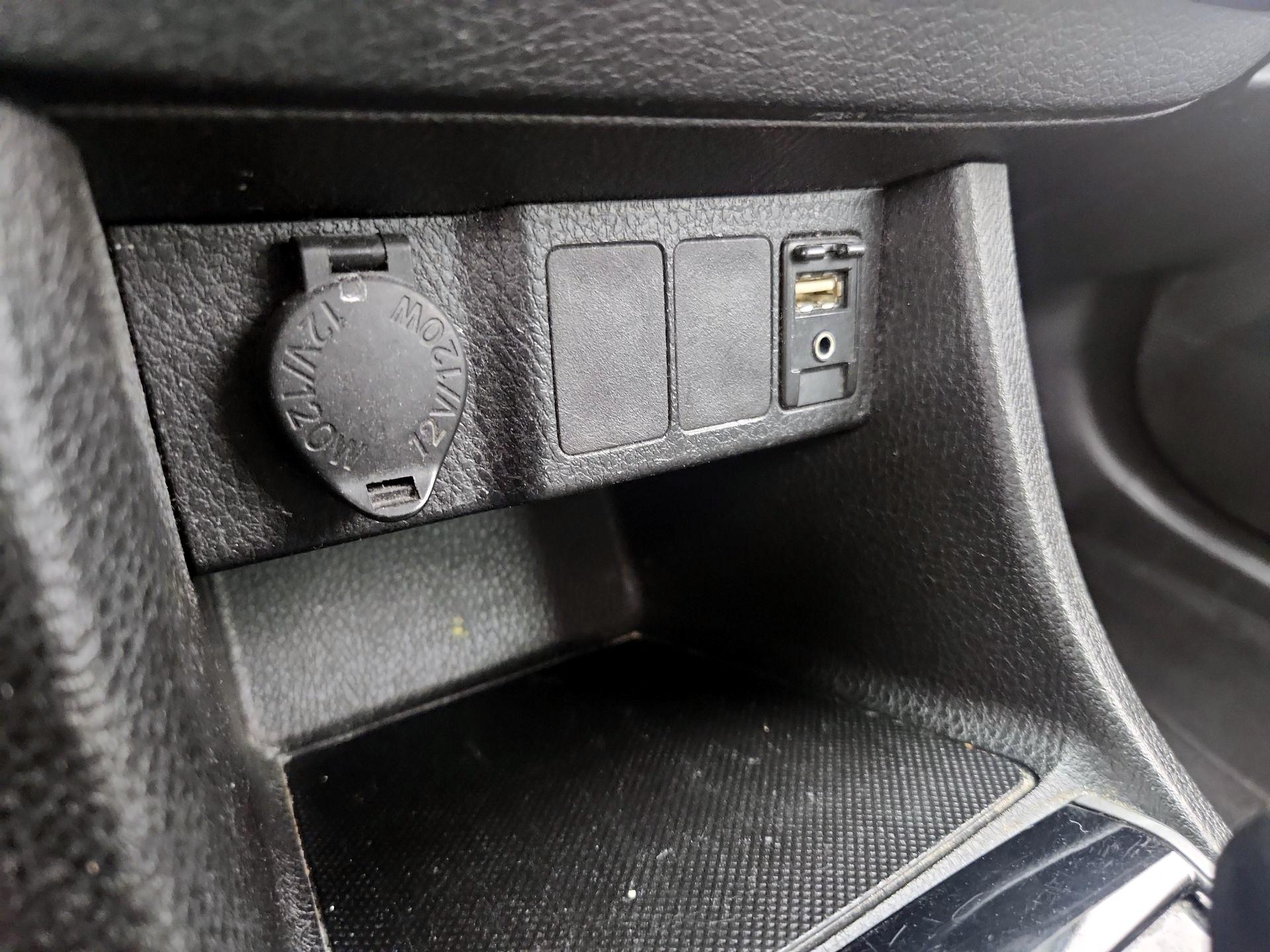 Thumbnail: 2016 Toyota Corolla - 18