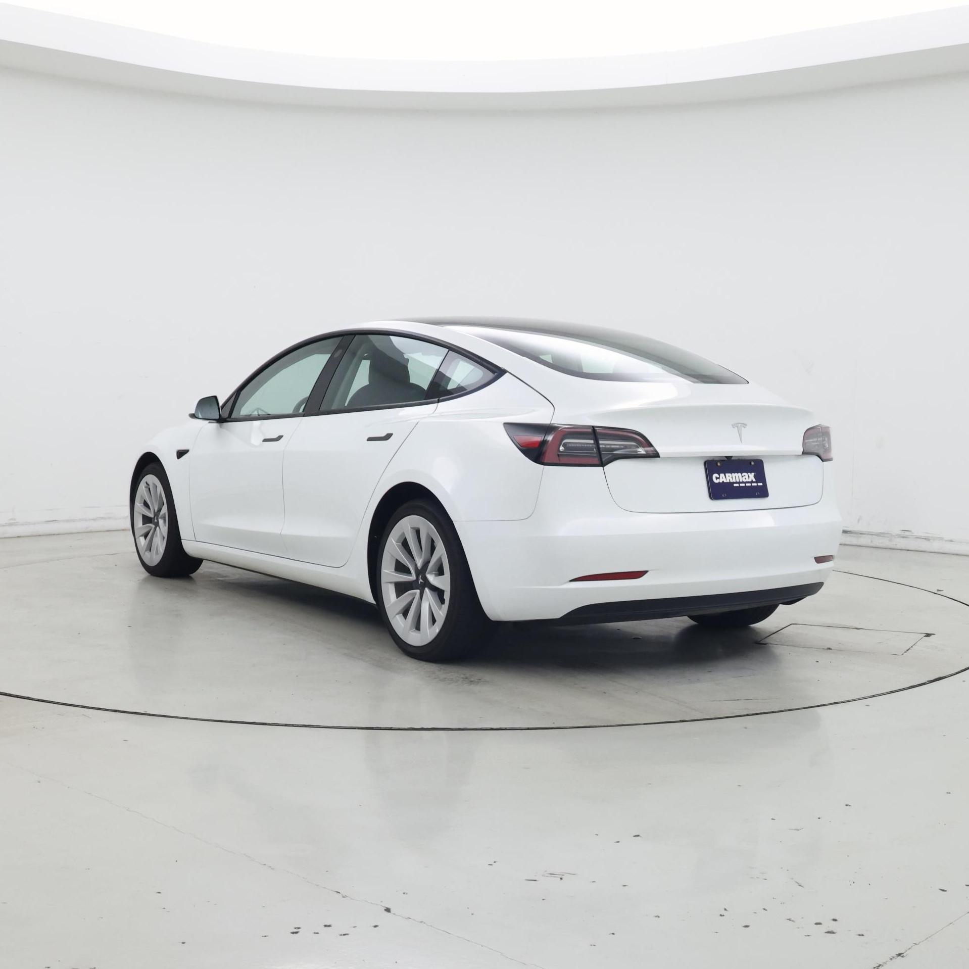 Thumbnail: 2023 Tesla Model 3 - 2