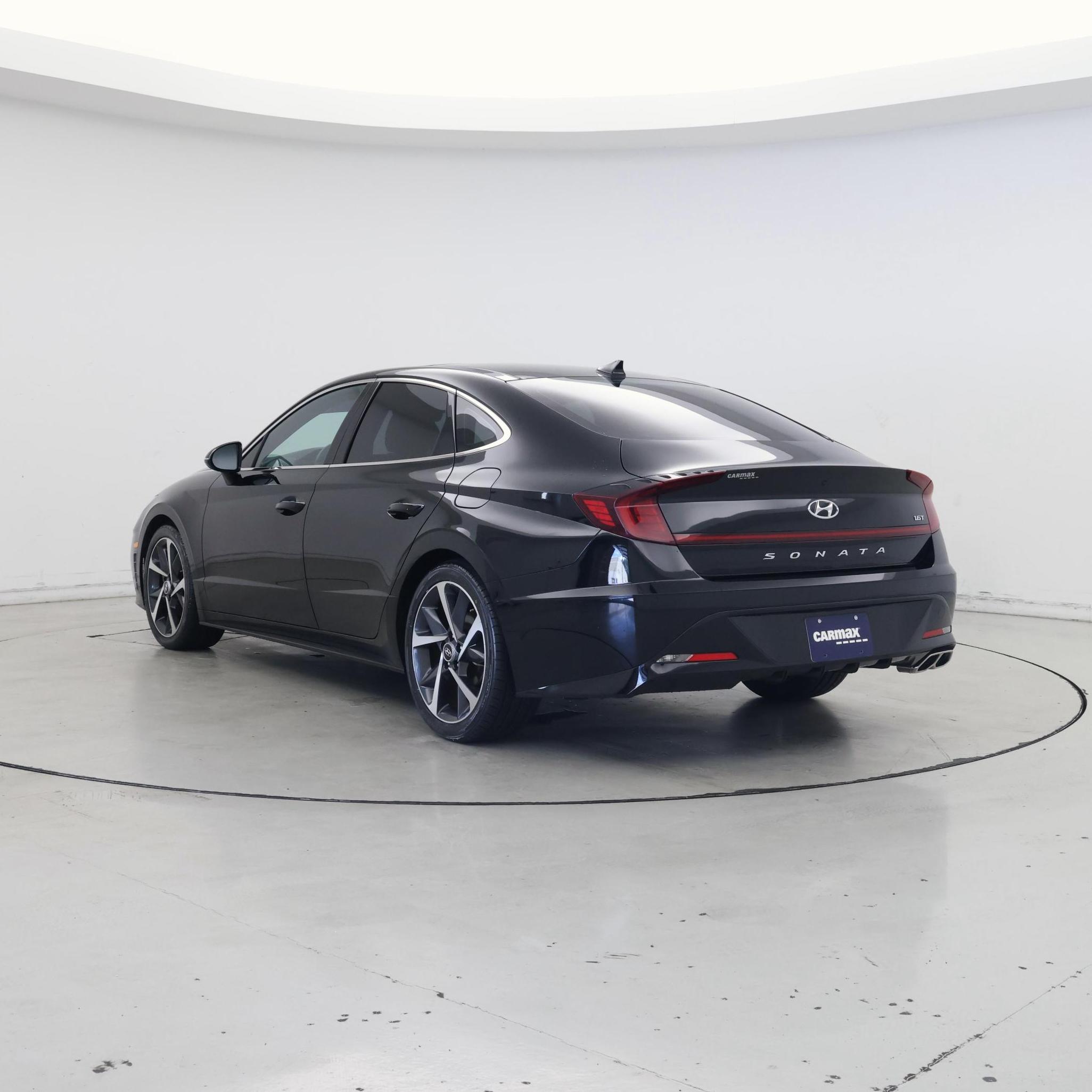 Thumbnail: 2023 Hyundai Sonata - 2