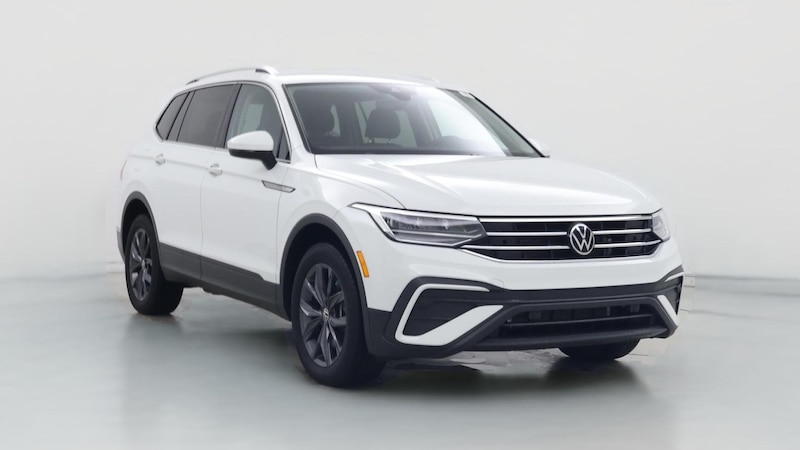 2022 Volkswagen Tiguan SE Hero Image