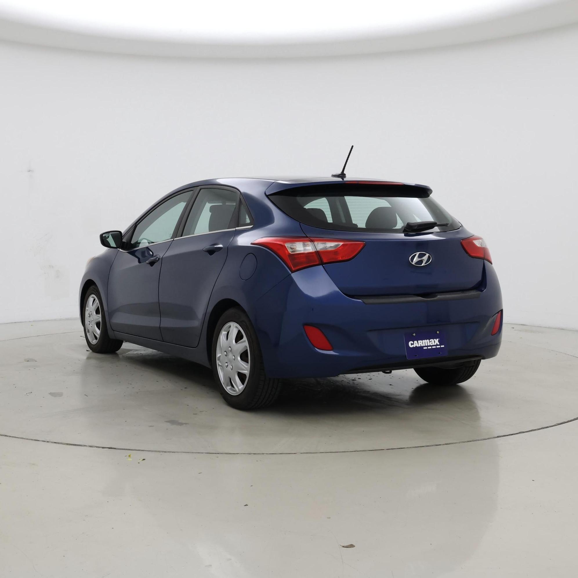 Thumbnail: 2016 Hyundai Elantra - 2