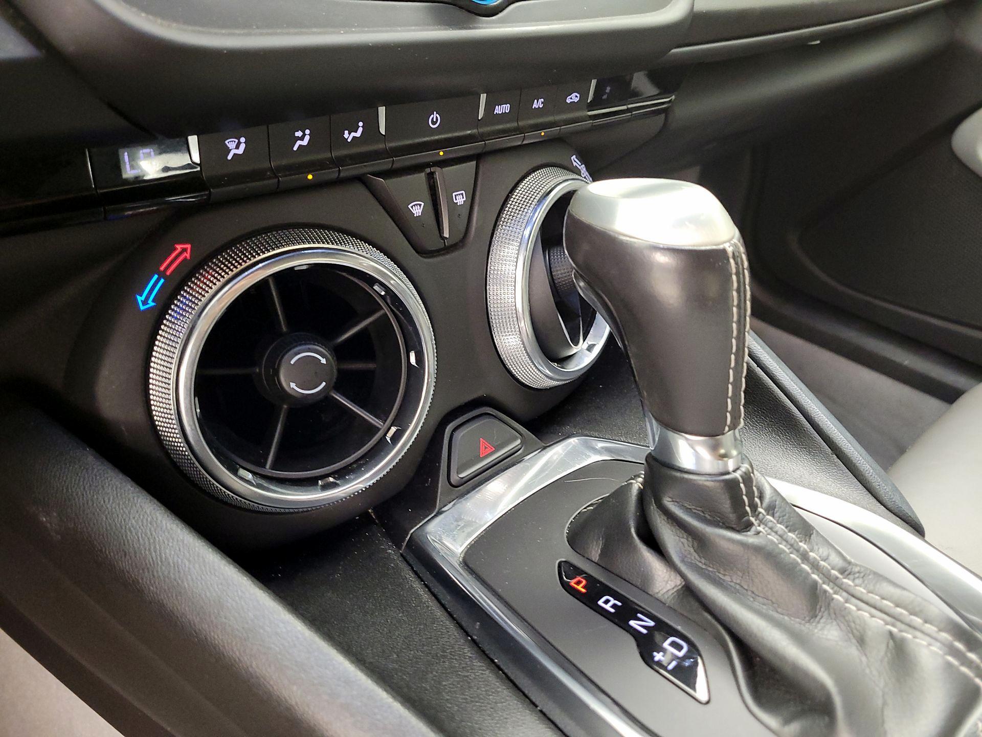 Thumbnail: 2019 Chevrolet Camaro - 14