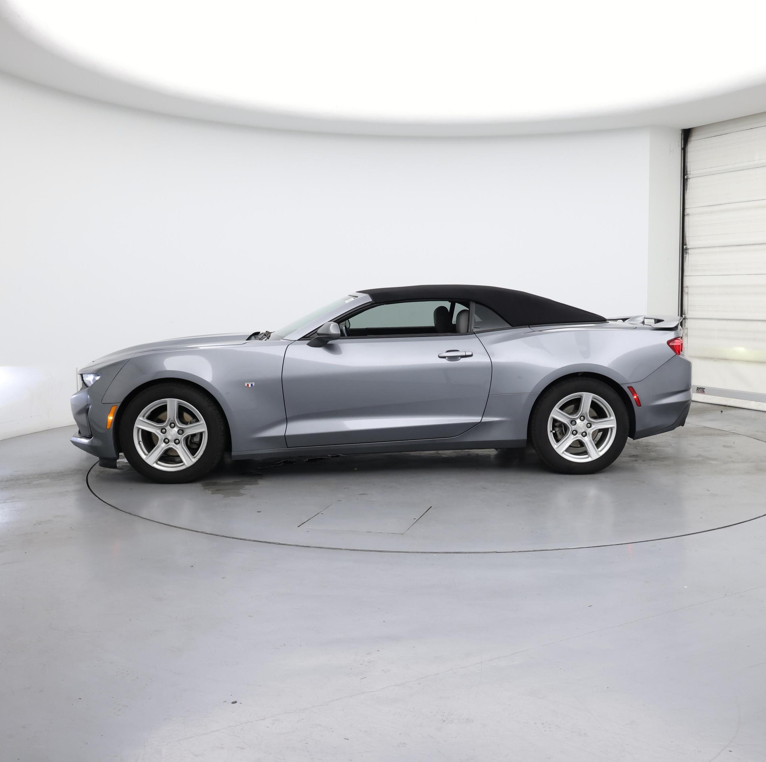 Thumbnail: 2019 Chevrolet Camaro - 3