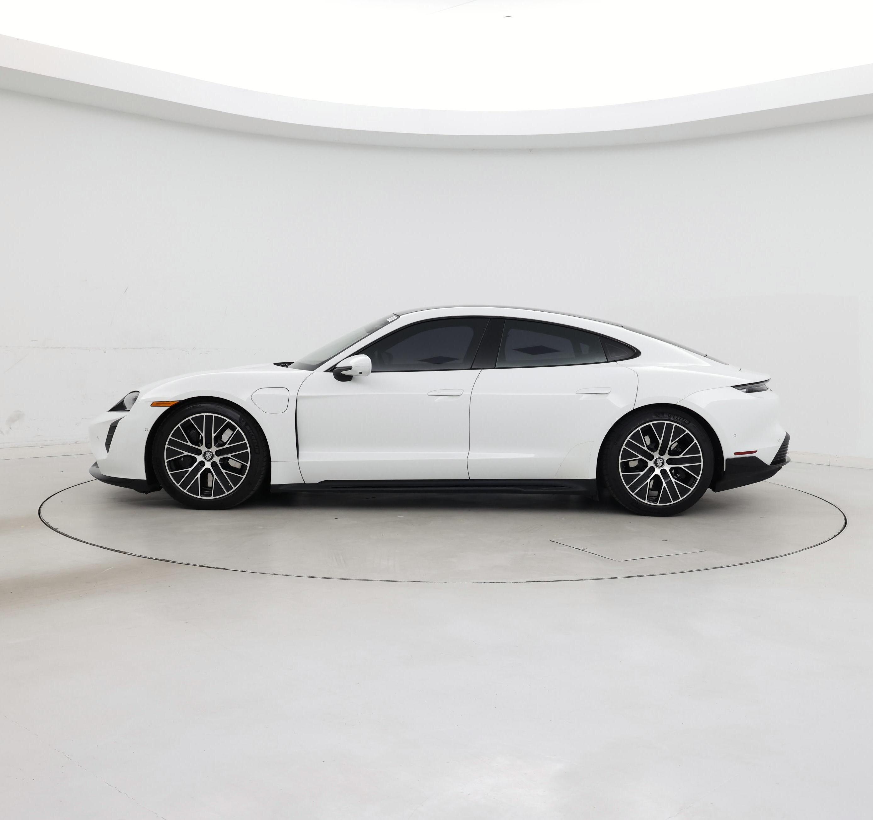 Thumbnail: 2020 Porsche Taycan - 3