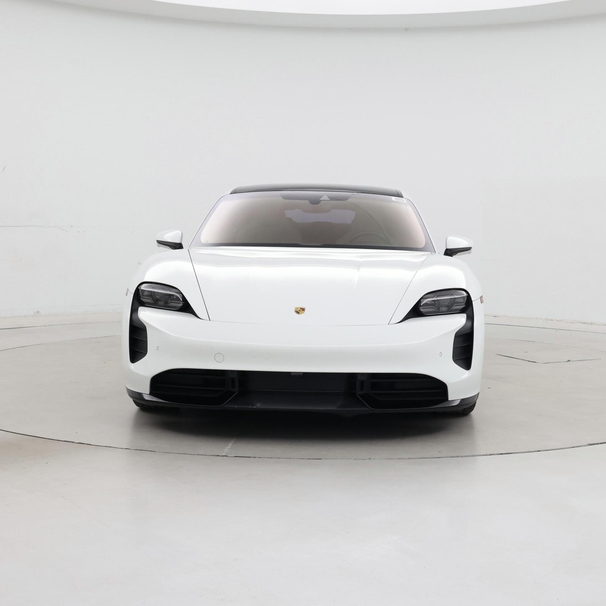 Thumbnail: 2020 Porsche Taycan - 5