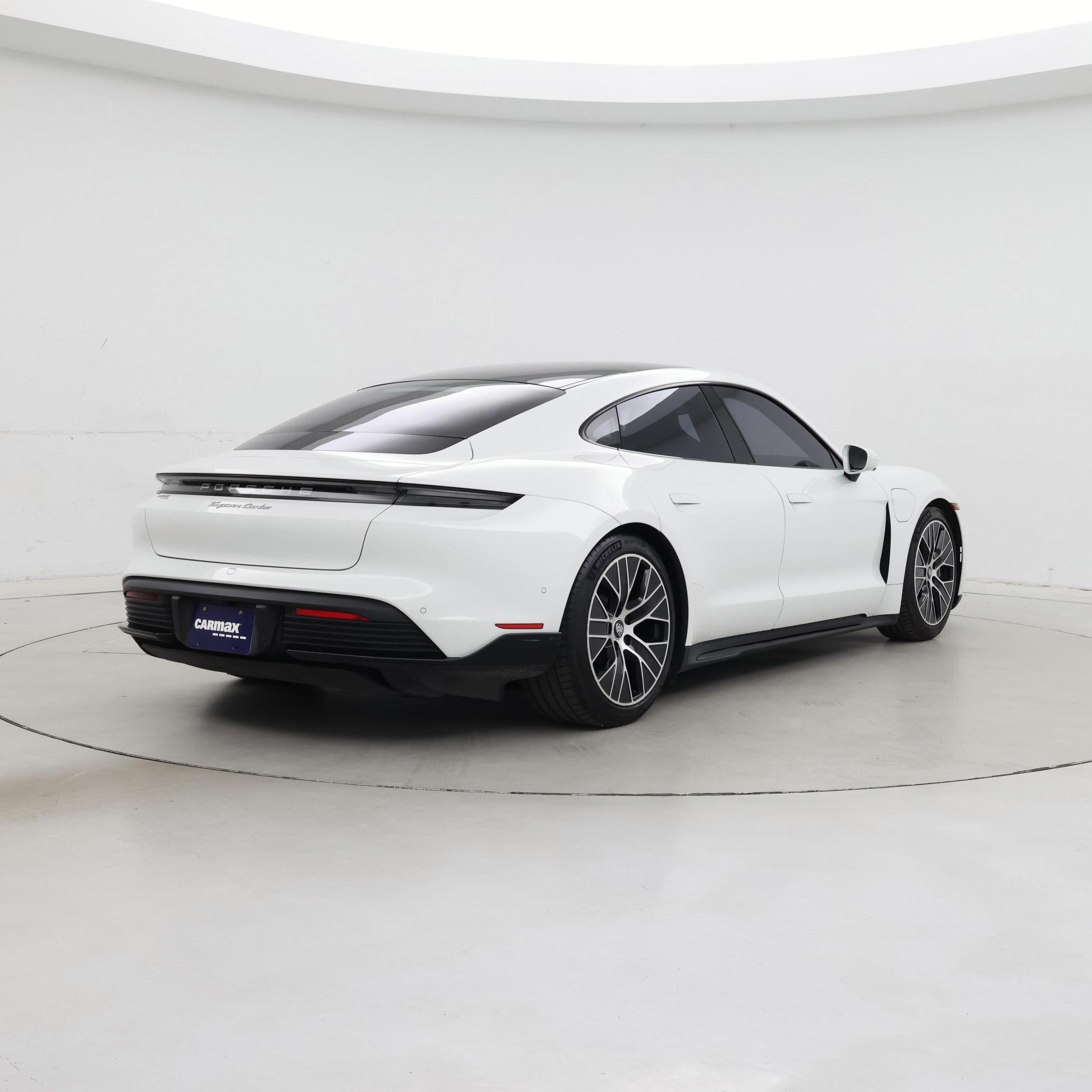Thumbnail: 2020 Porsche Taycan - 8