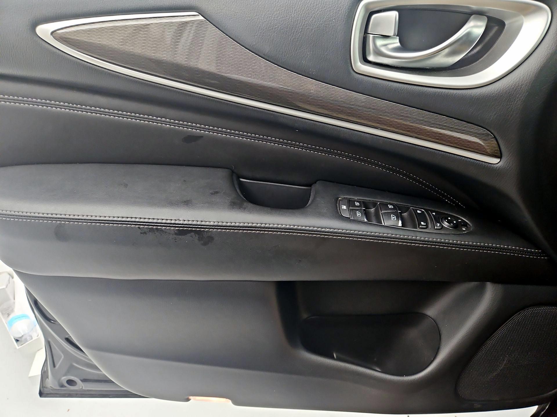 Thumbnail: 2019 INFINITI QX60 - 12