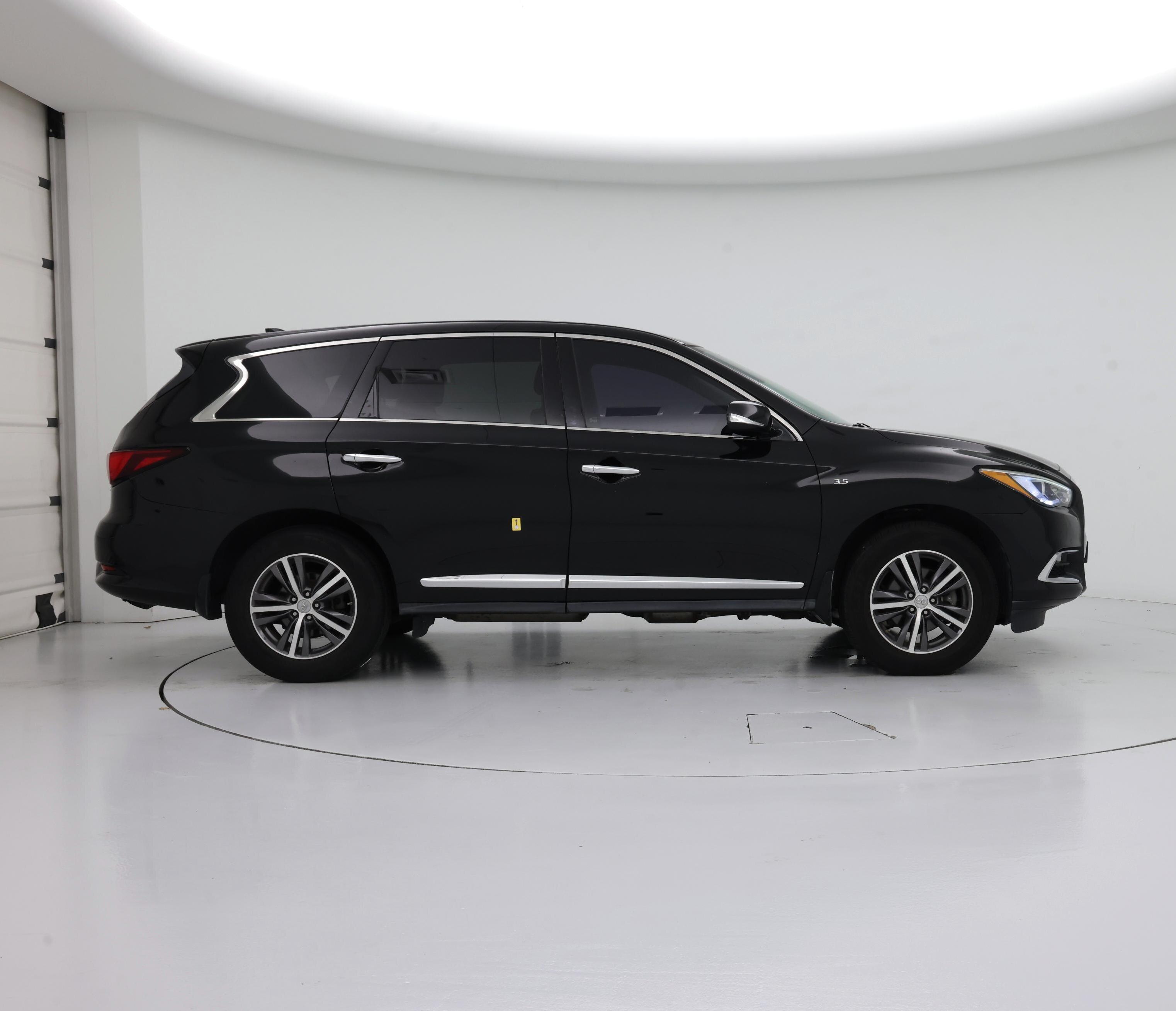 Thumbnail: 2019 INFINITI QX60 - 7