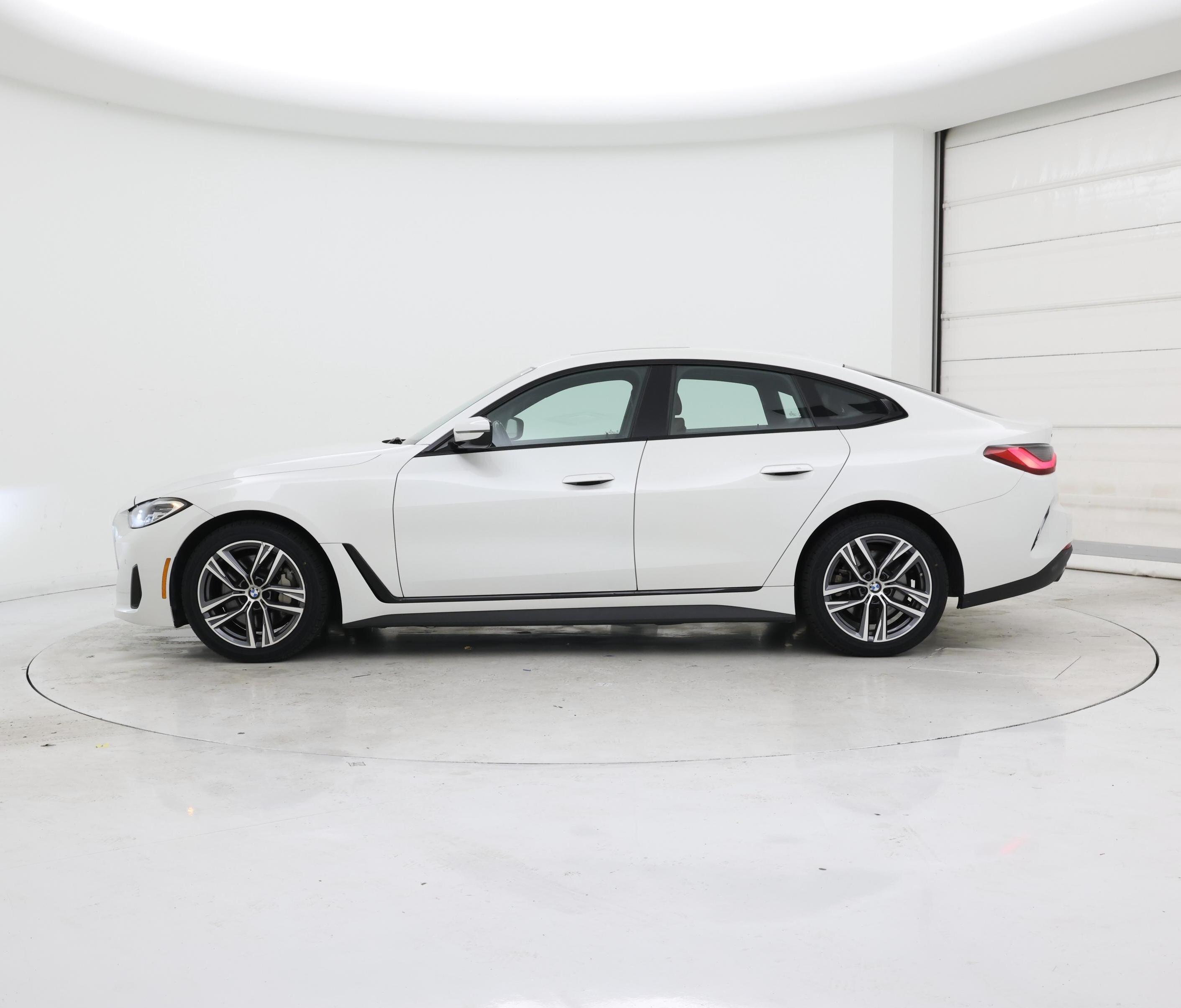 Thumbnail: 2022 BMW 4 Series - 3