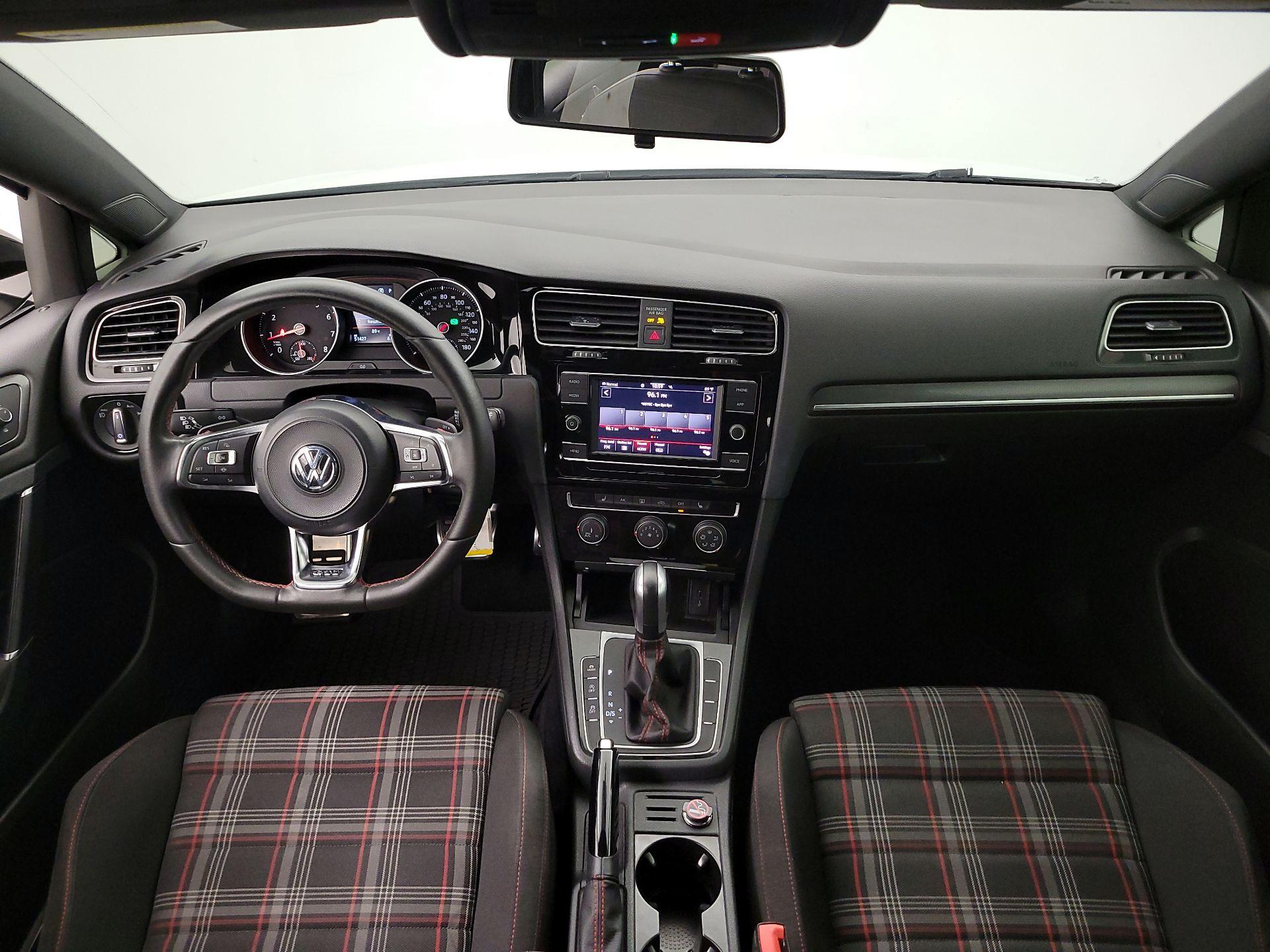 Thumbnail: 2020 Volkswagen Golf - 9