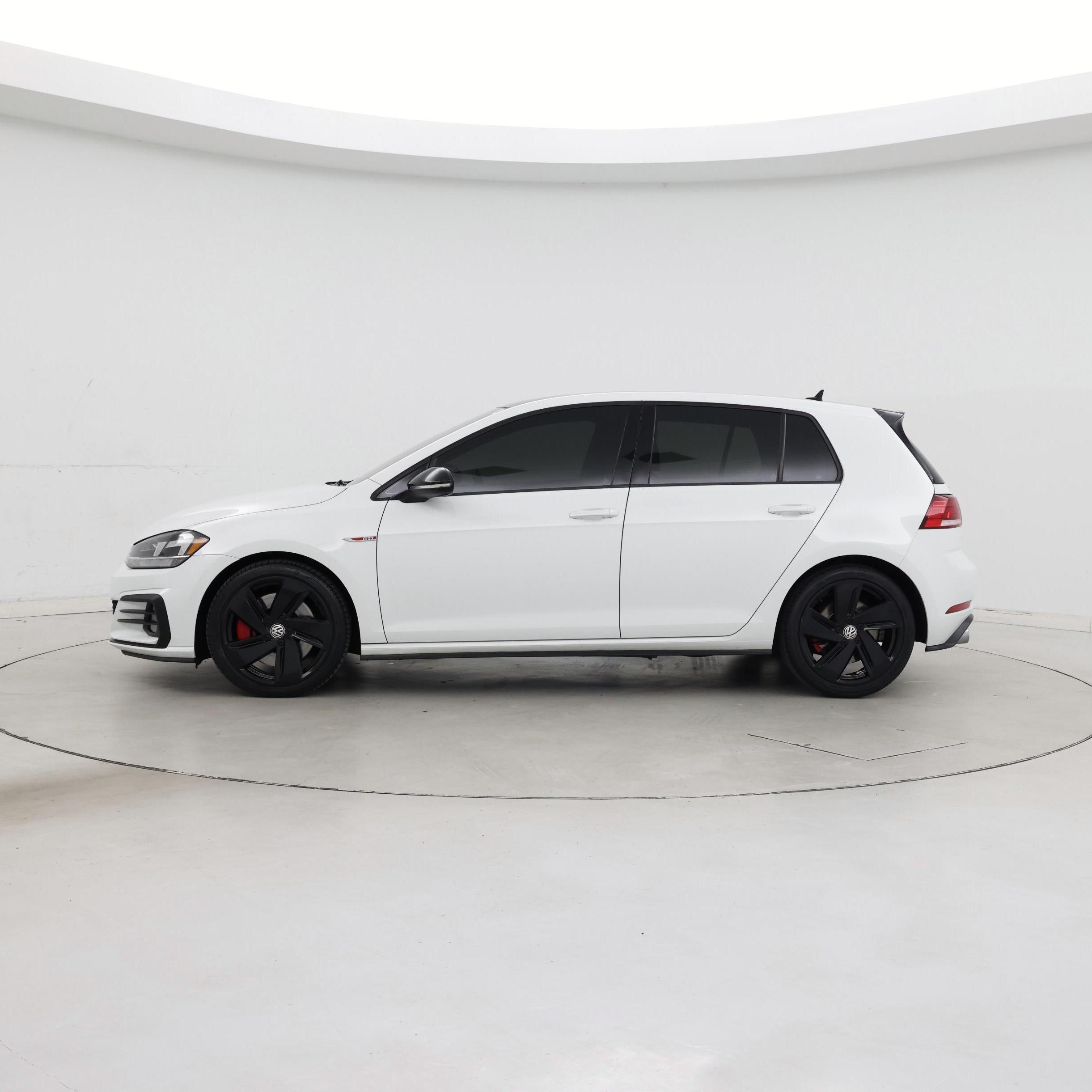 Thumbnail: 2020 Volkswagen Golf - 3