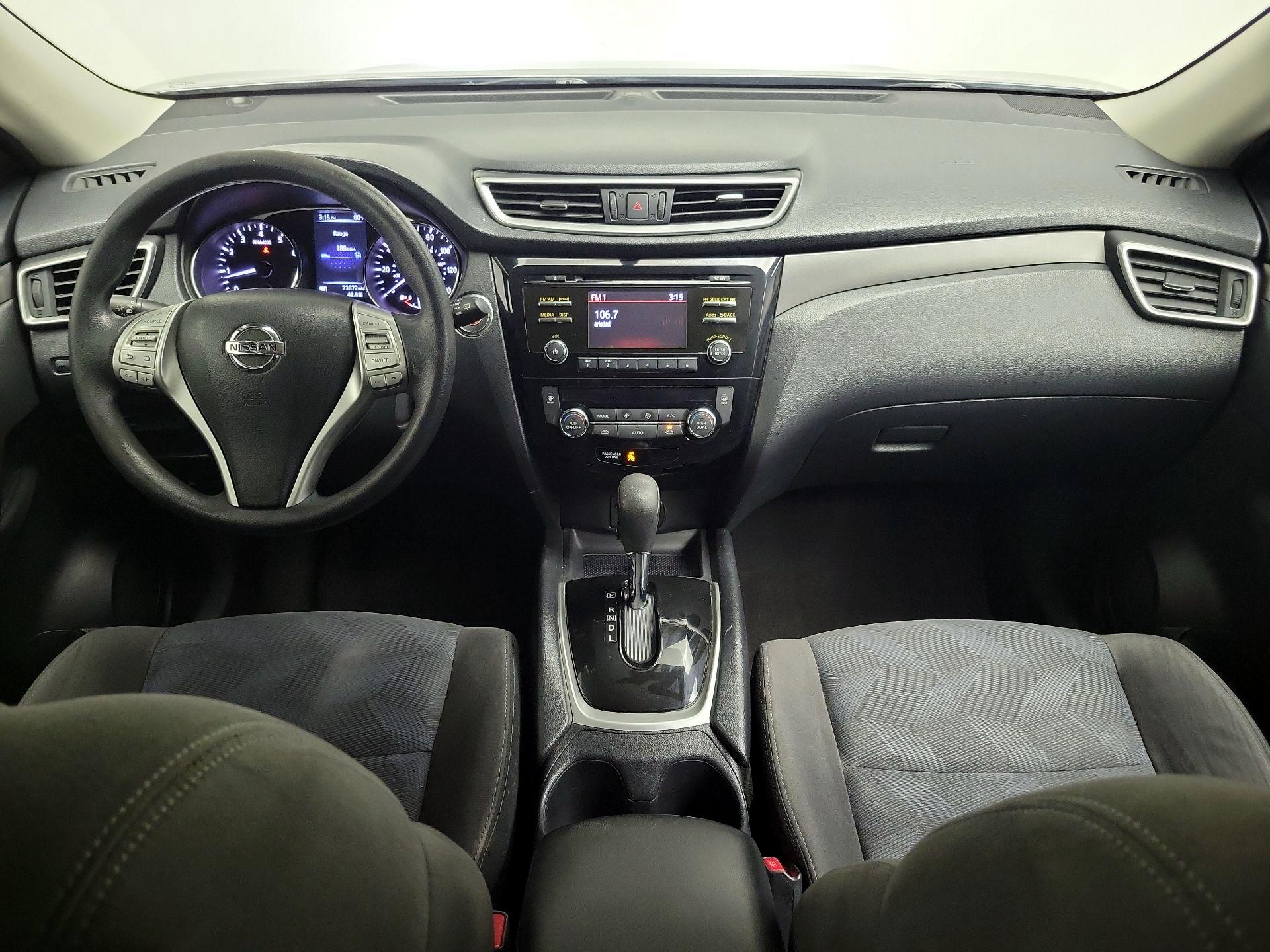 Thumbnail: 2015 Nissan Rogue - 9